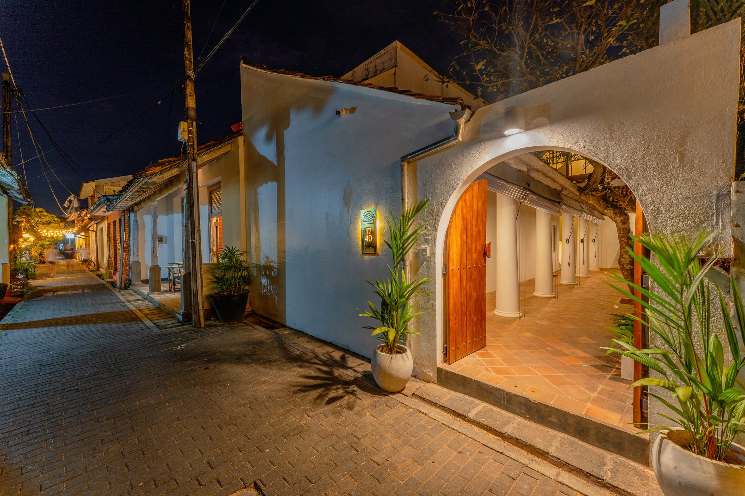 teak gate entrance villa 1740 Pedlar Street Galle Fort