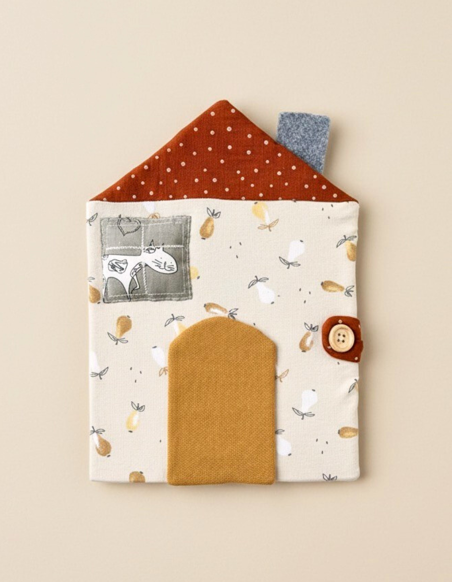 Folding House for tiny doll pdf pattern