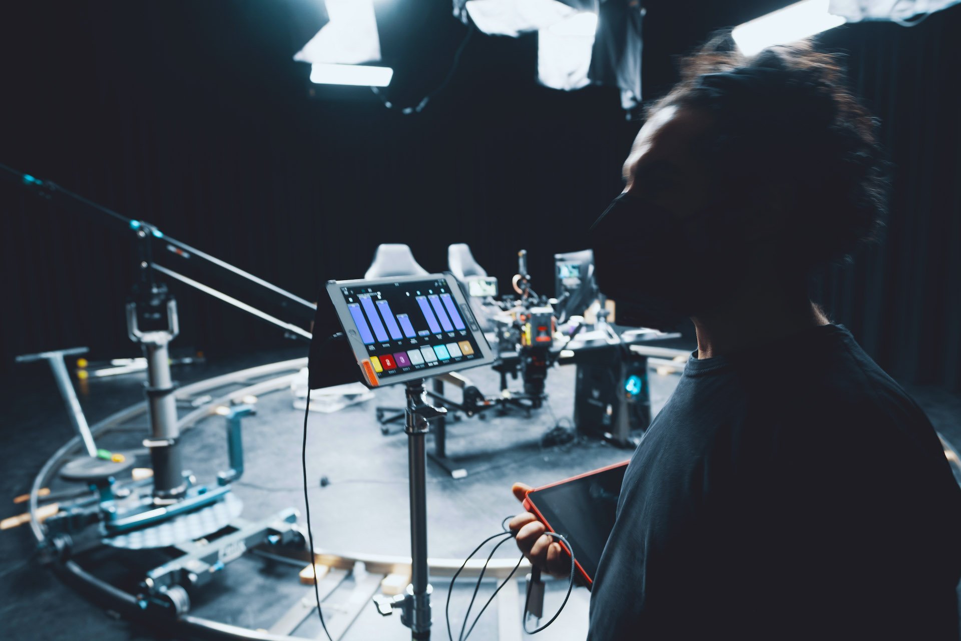 Werbung für einen Energydrink mit 360° Bewegung um die Protagonisten herum