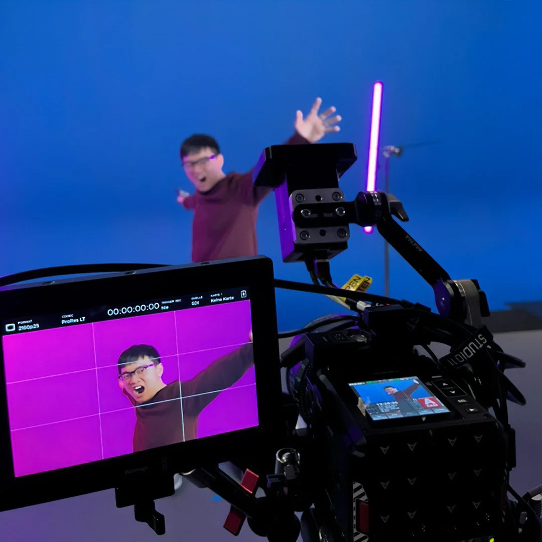 Thinh zeigt uns, wie schnell wir bei uns die Hintergrundfarbe wechseln können.