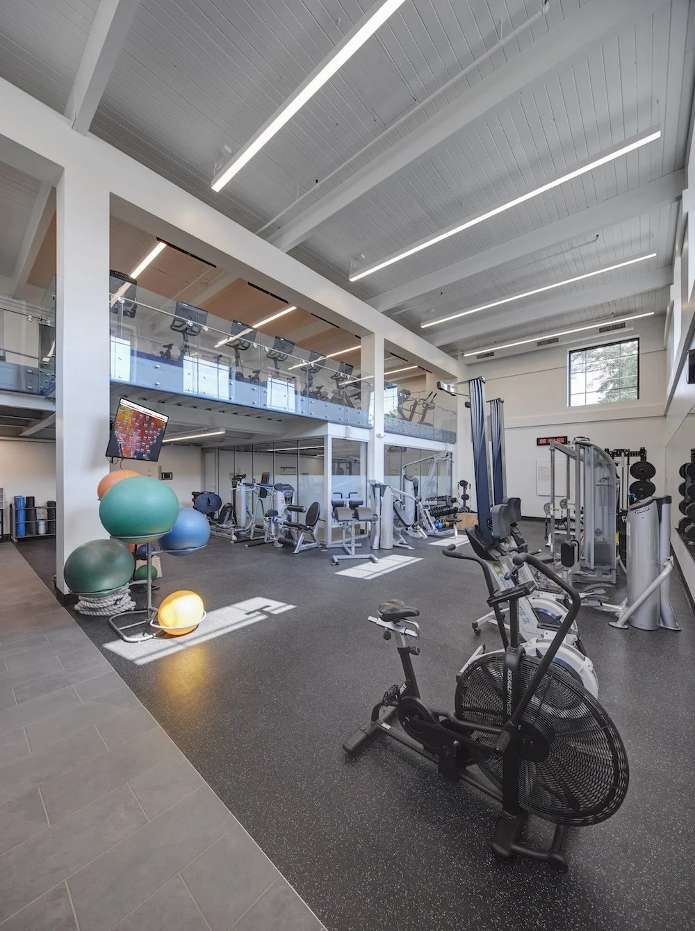 Saroki_BAC_061920_Gym_Pano-dc2.jpg