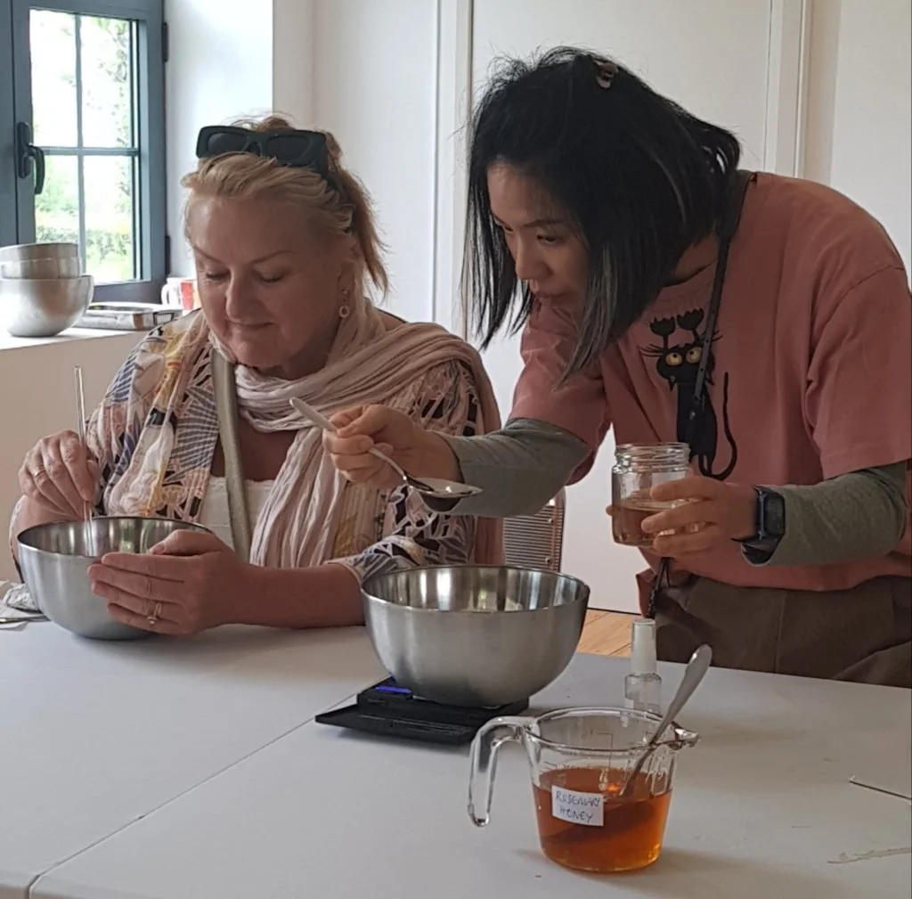 Students-weighing-ingredients-1024x1009.jpg
