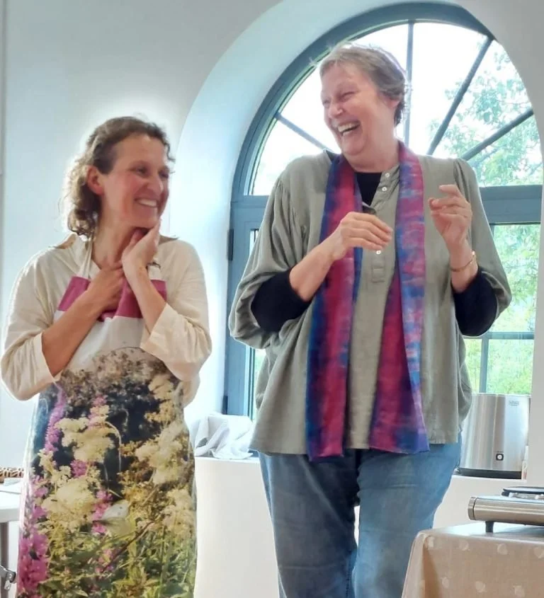 Vivienne-and-Lise-in-classroom-cropped-768x845.jpg