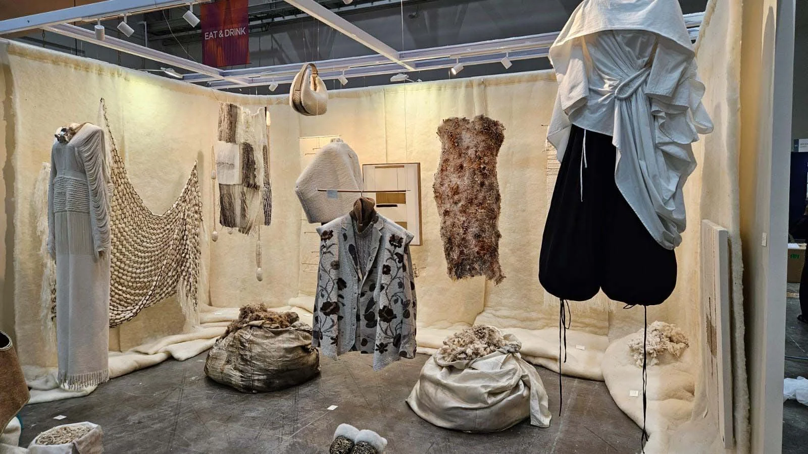 REWOOLUTION By Justus van der Hoven_IMG_3948 3.jpg