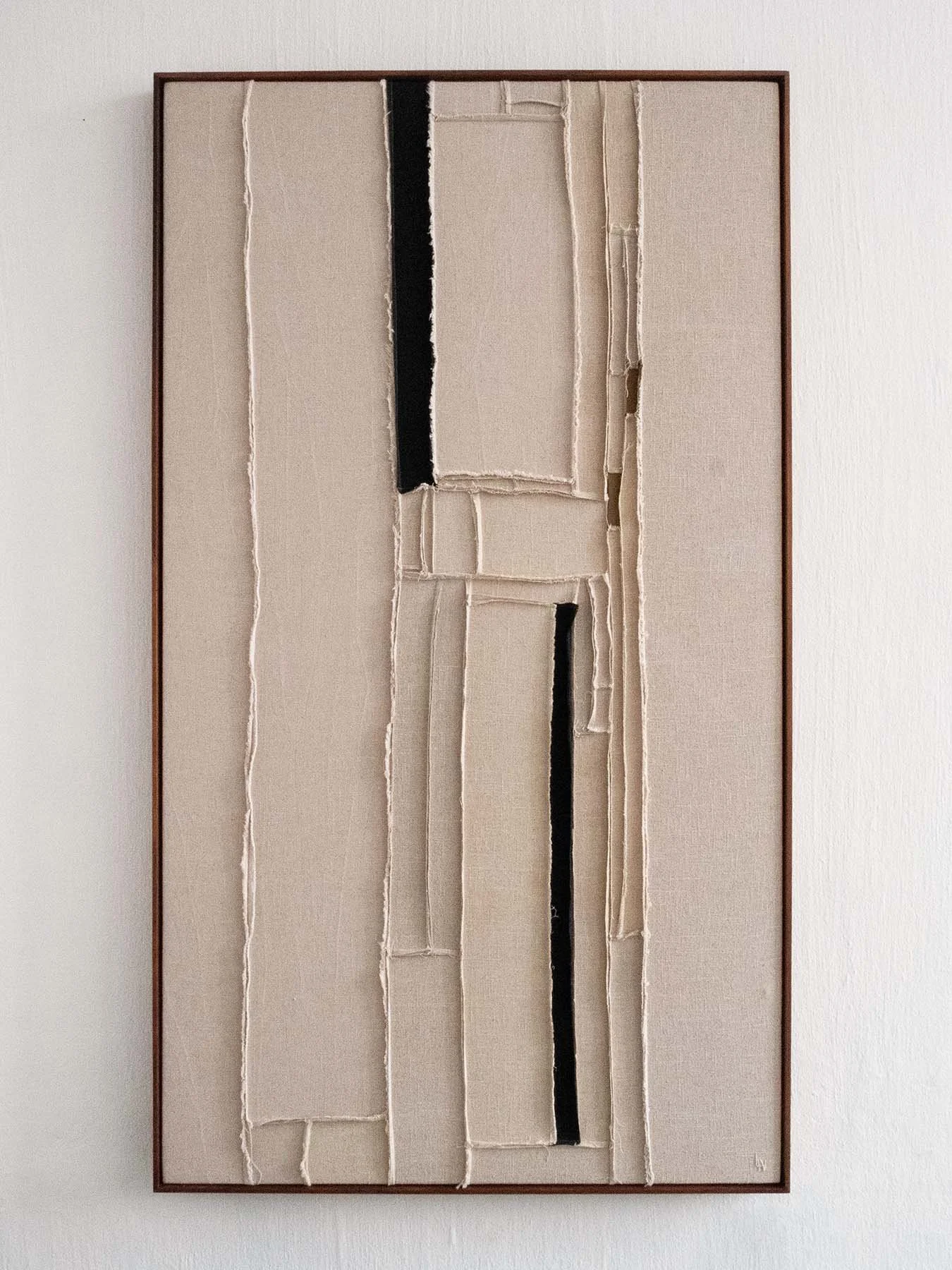 Embracing Edges (2026)
Textile Collage
Cotton, Linen, Silk
900 x 1600 mm
Framed in Kiaat
Leila Walter 