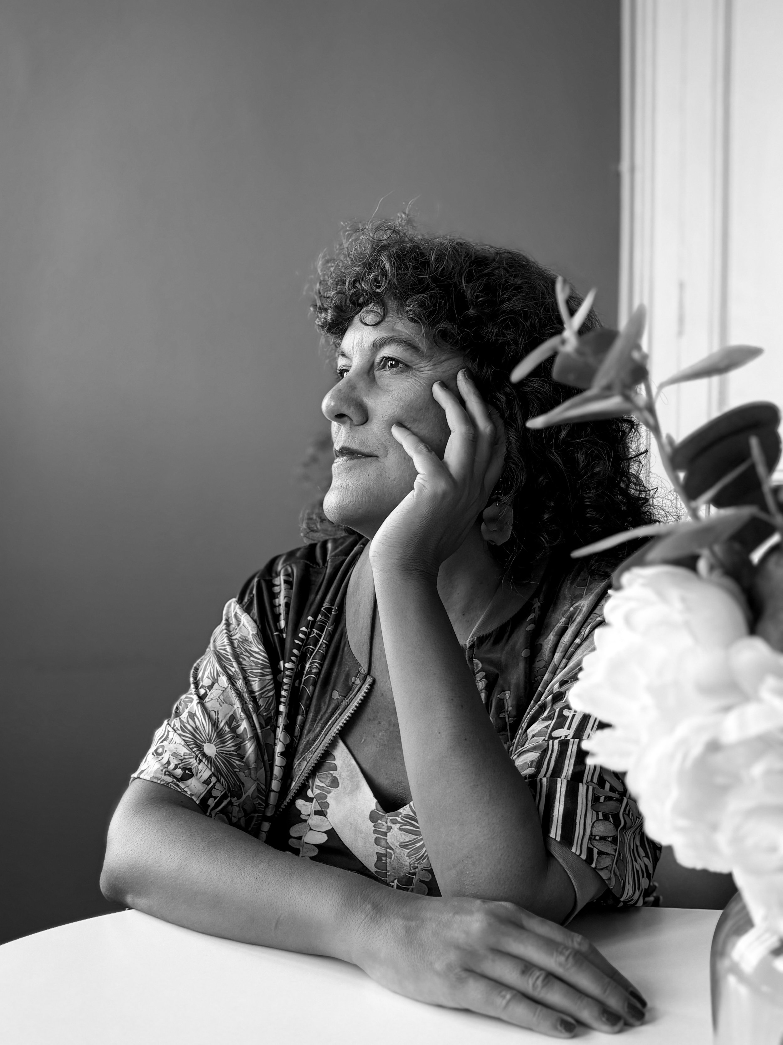 Quan l&rsquo;Efecte Aflojassi&oacute; s&rsquo;aplica durant anys, s&rsquo;arriba a aix&ograve; 🫠 ella mateixa ja s&rsquo;avan&ccedil;a a les meves ordres jaja. Ja no posa, nom&eacute;s &eacute;s.

Quatre fotos r&agrave;pides amb la Lore, de @rhode.o