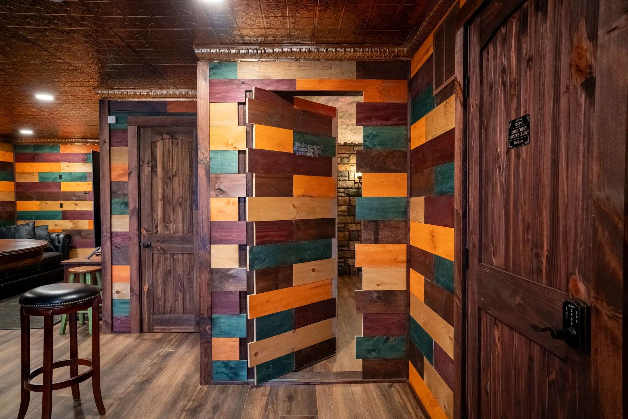 The hidden door that leads into the secret tavern at the wizard hideout