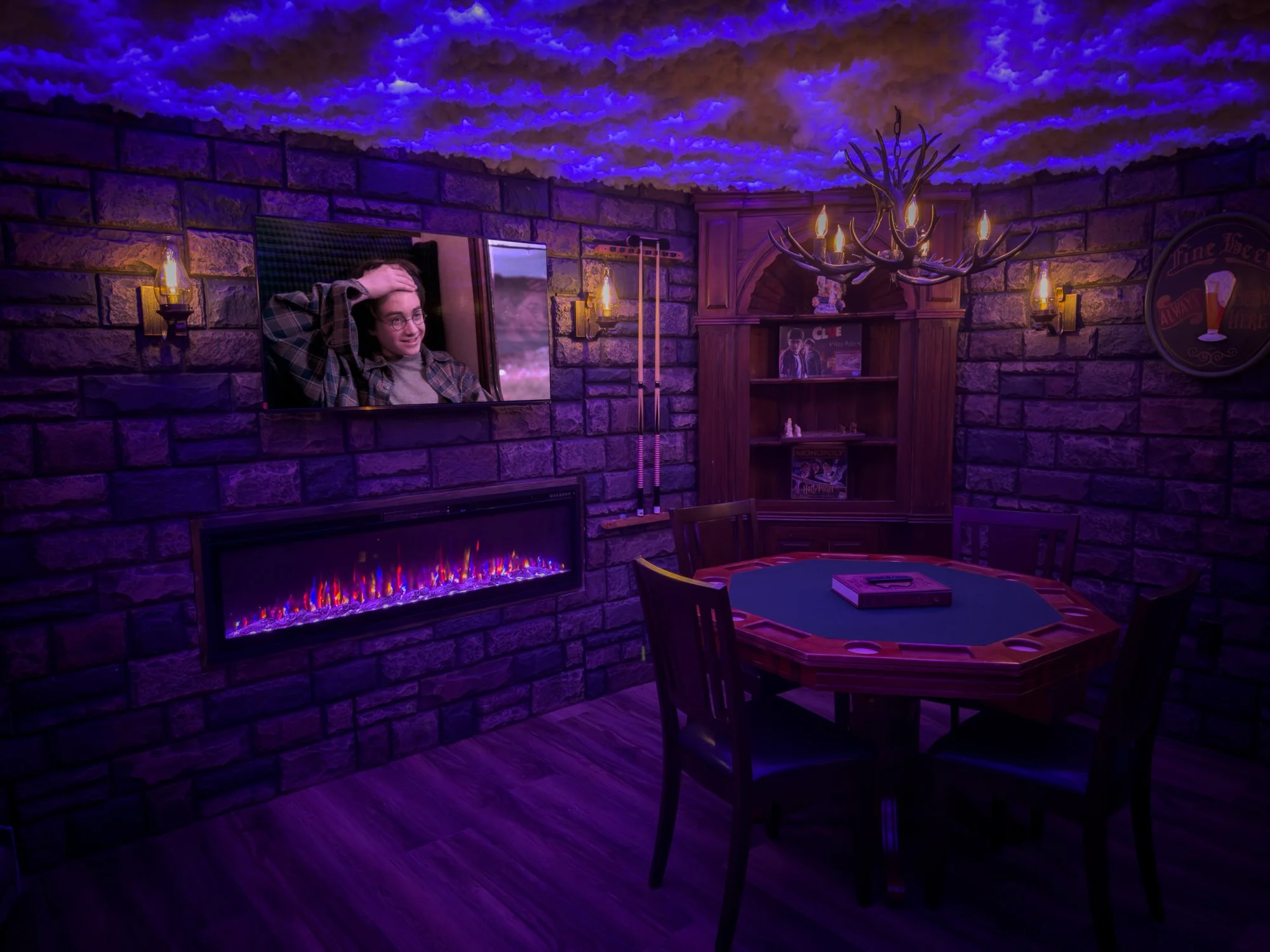 Purple lighting in the harry potter secret tavern