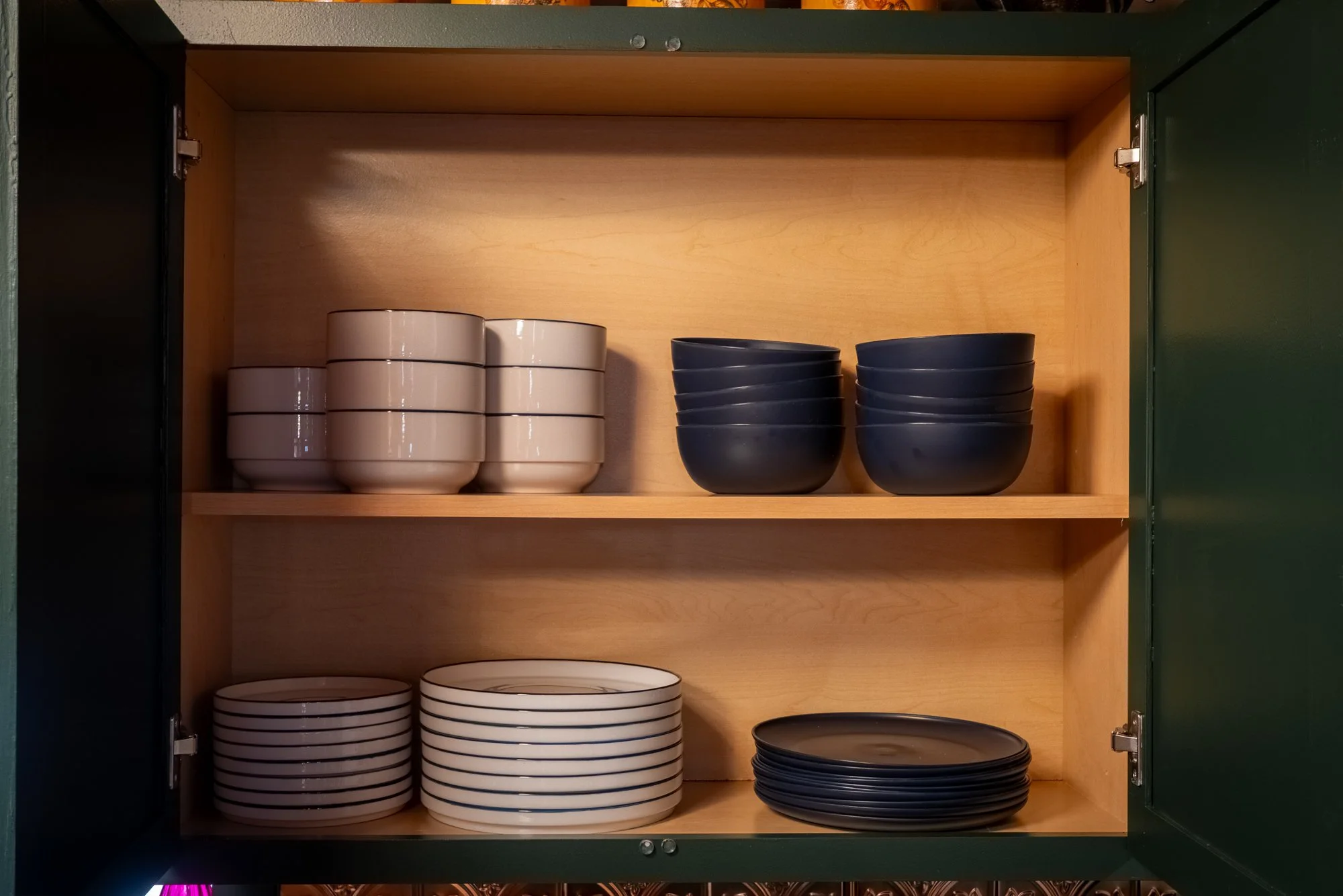 Bowls and plates at the cabin rentals in blue ridge
