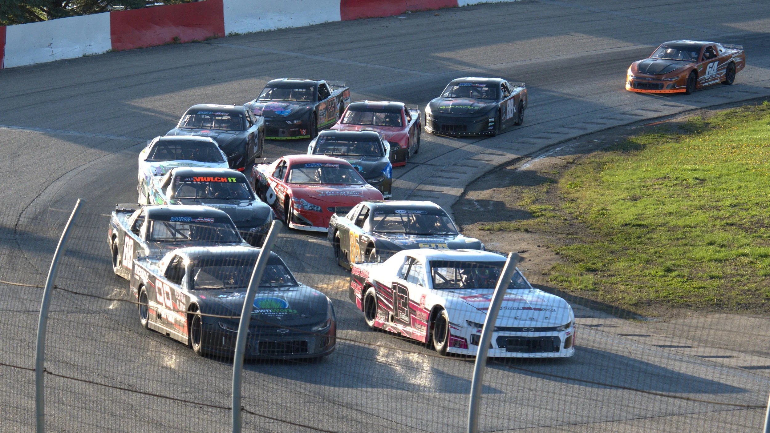Season Opener at Grundy County Speedway