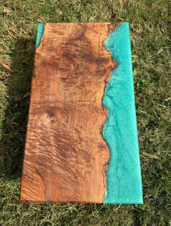 Custom Resin Cutting Board