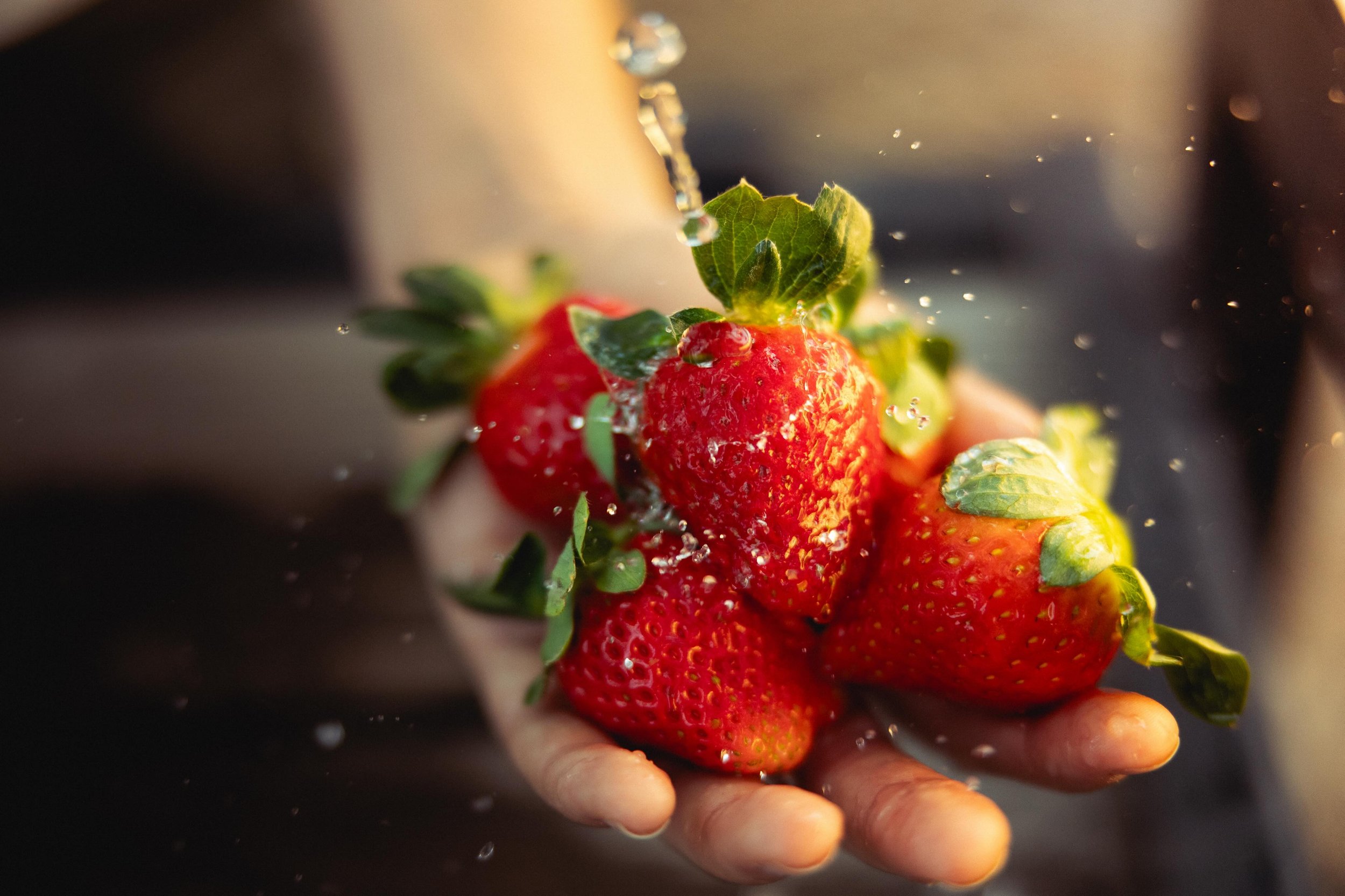 Fun fact strawberries are packed with vitamin C one serving has more vitamin C than an orange 🍓🍓