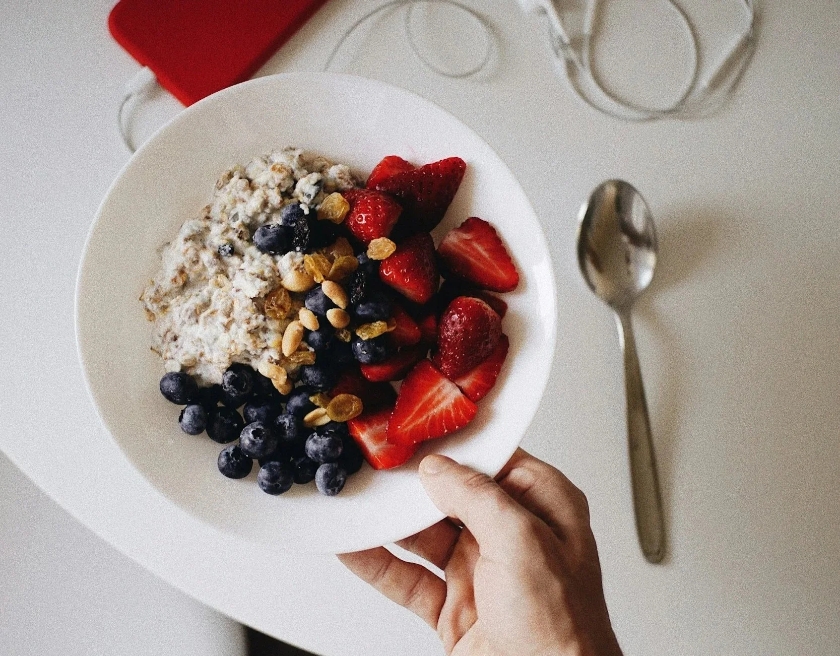 Strawberry Oatmeal Bars (Healthy)