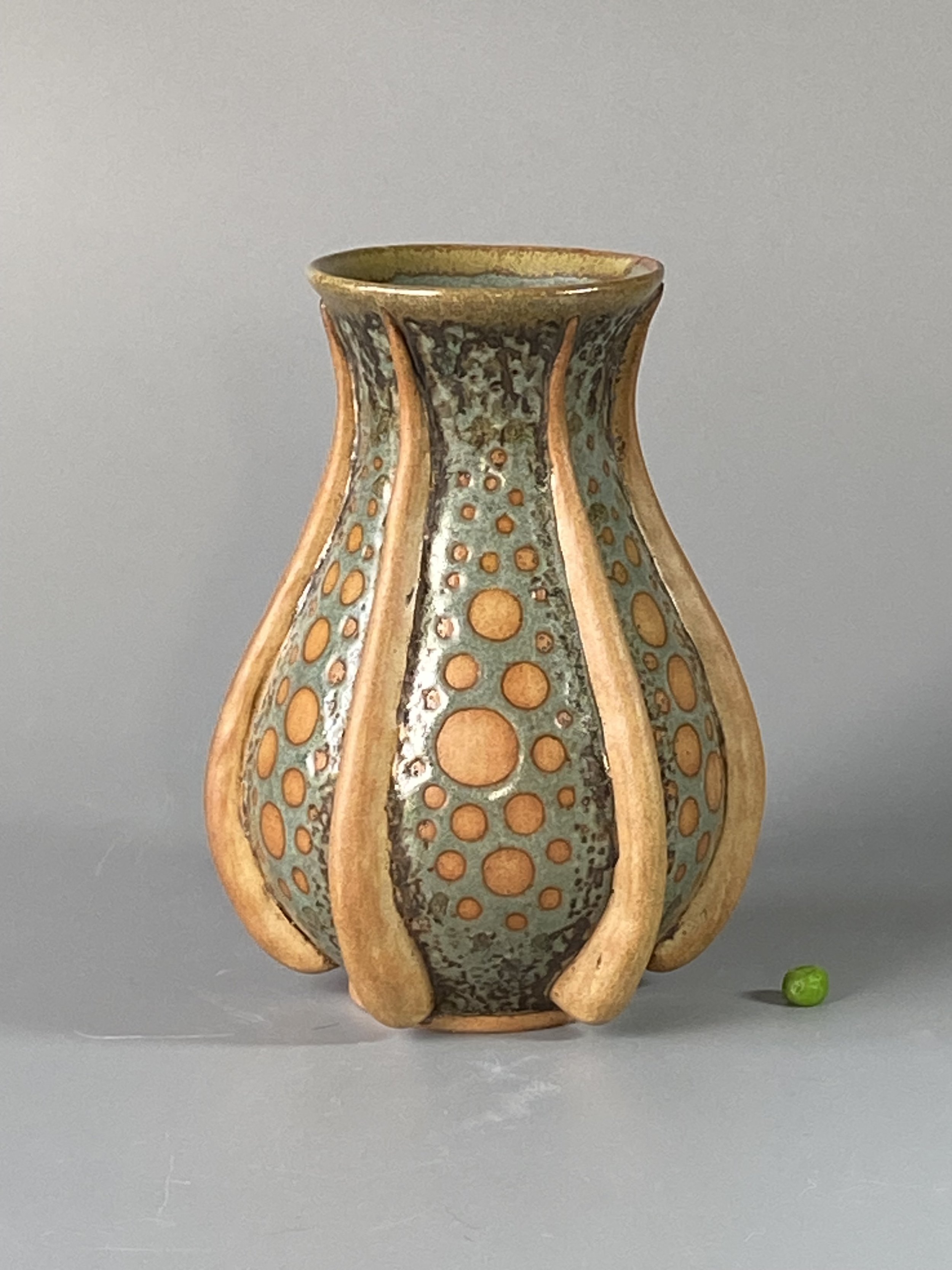 ribbed vase.jpg