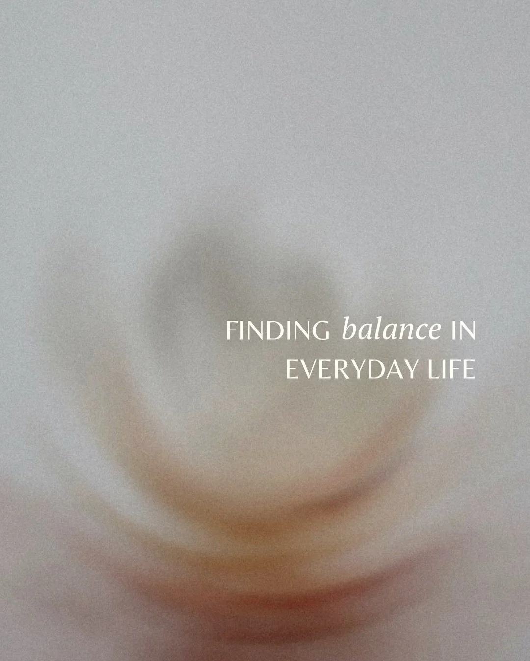 Oft denken wir, Balance ist etwas, das wir einmal erreichen und dann f&uuml;r immer behalten. Doch echte Balance ist ehrlicher als das: sie ver&auml;ndert sich, passt sich an und fordert uns auf, mit uns selbst in Verbindung zu bleiben. Balance ist k