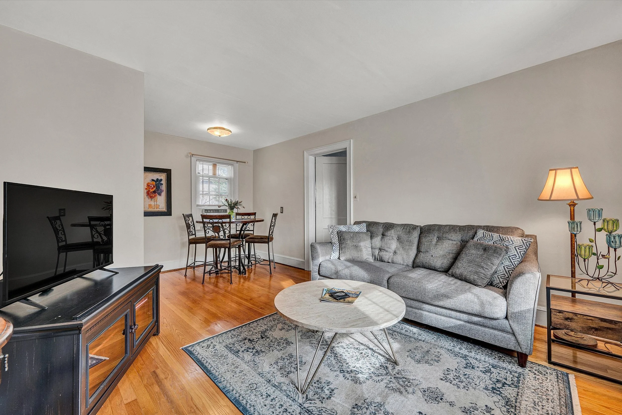 Grandin - 1 Bedroom, 1 Bathroom + Office