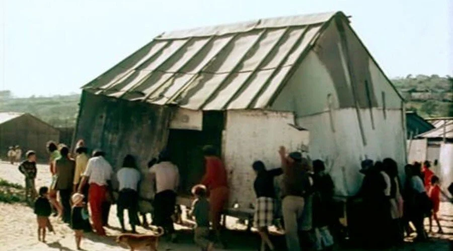 Atravessar a Fronteira. Os novos babilónios de Pedro G. Romero