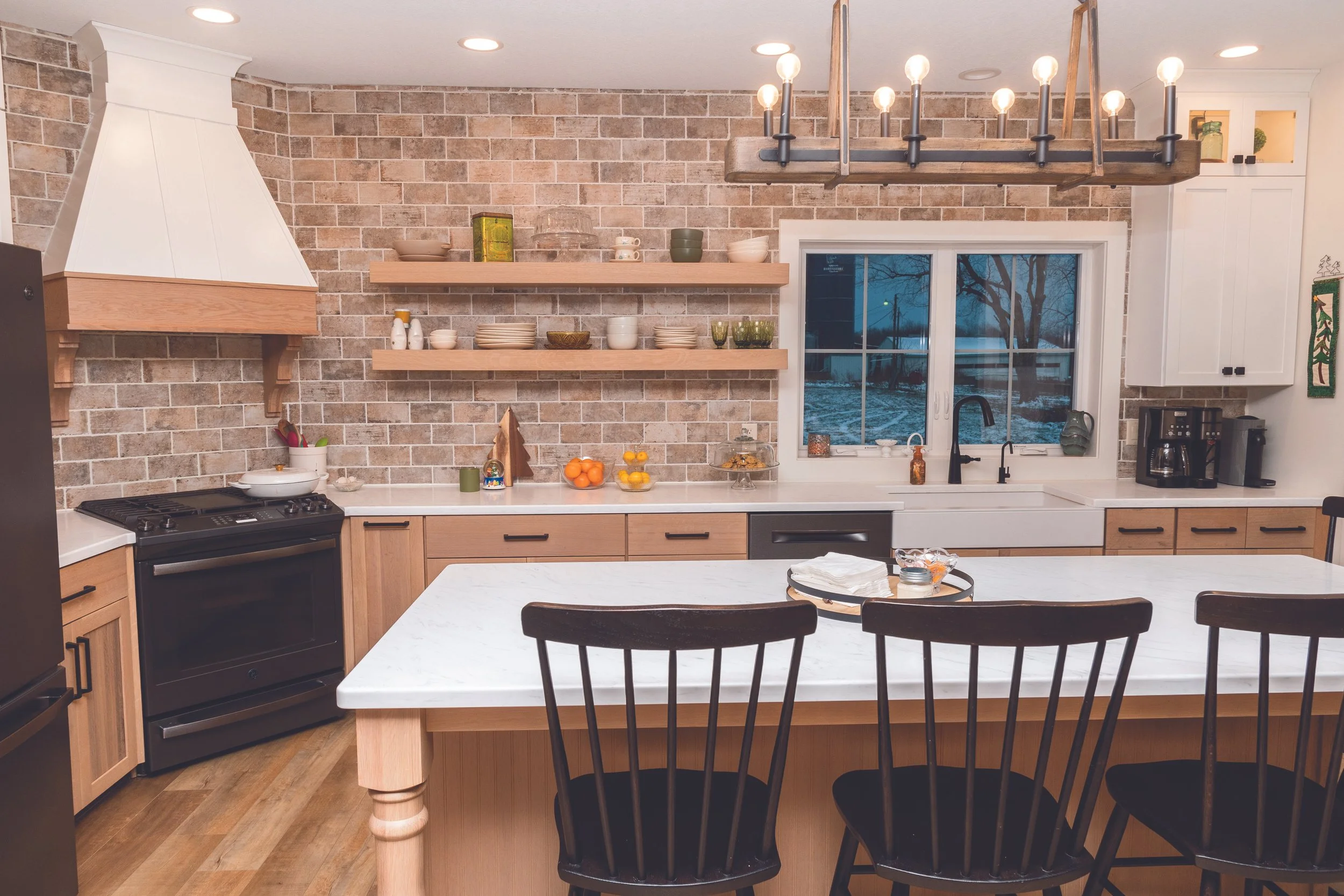 Kitchen_QSWO with NTR White stain [5921].jpg