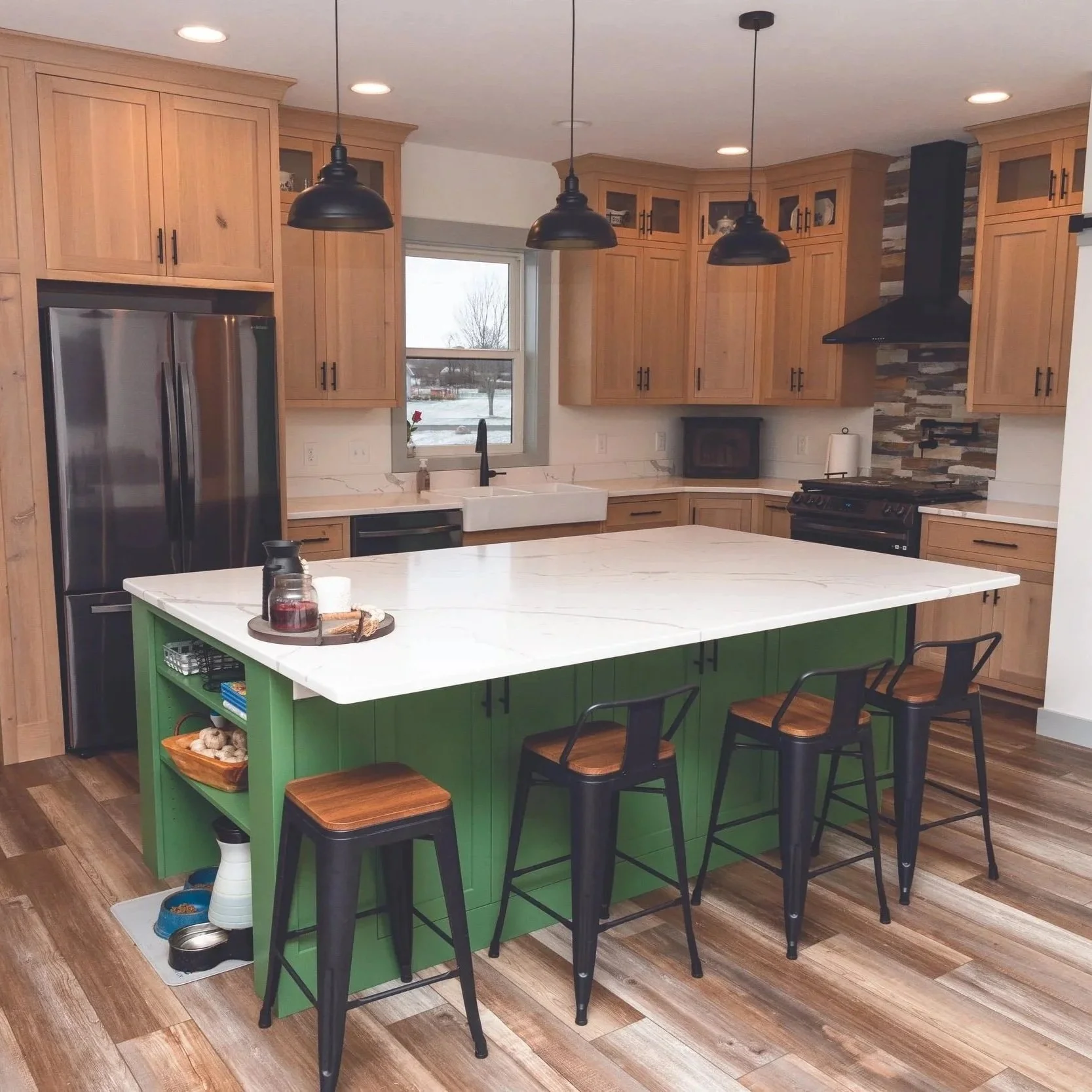 Quartersawn White Oak Kitchen with Green Painted Island