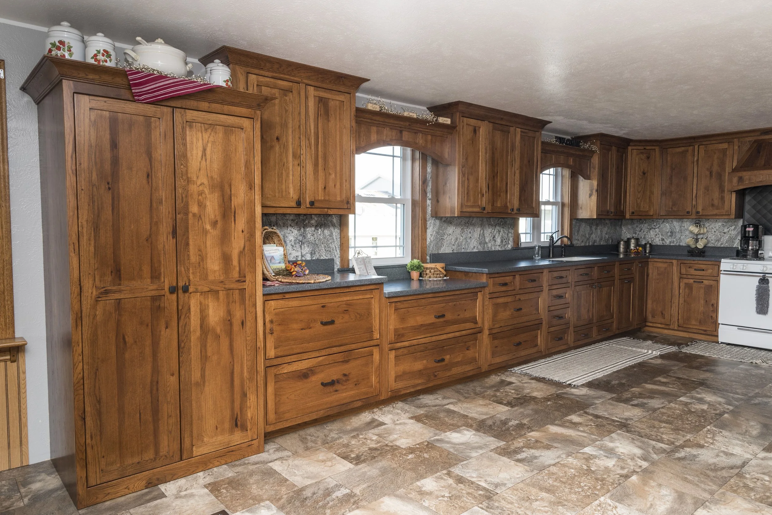 Legendary Kitchen.jpg