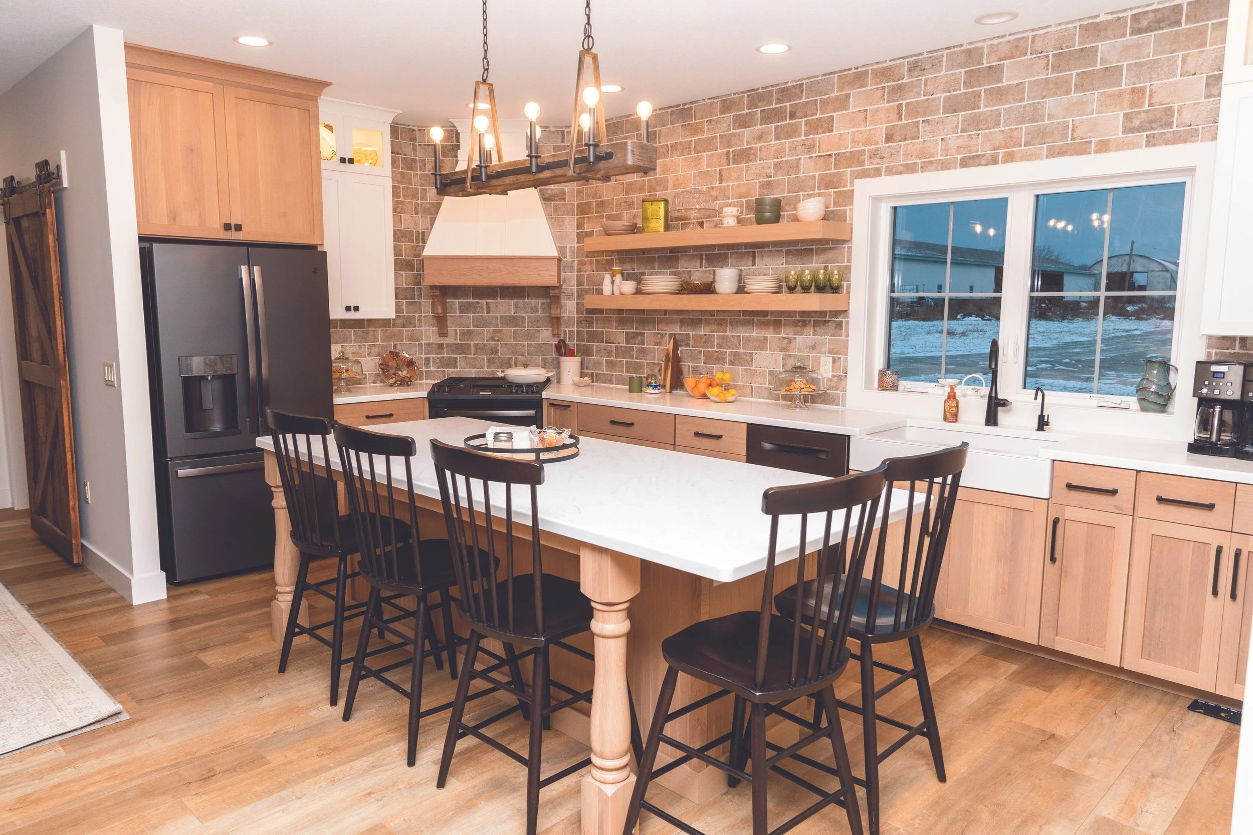 Kitchen_QSWO with NTR White stain [5919].jpg