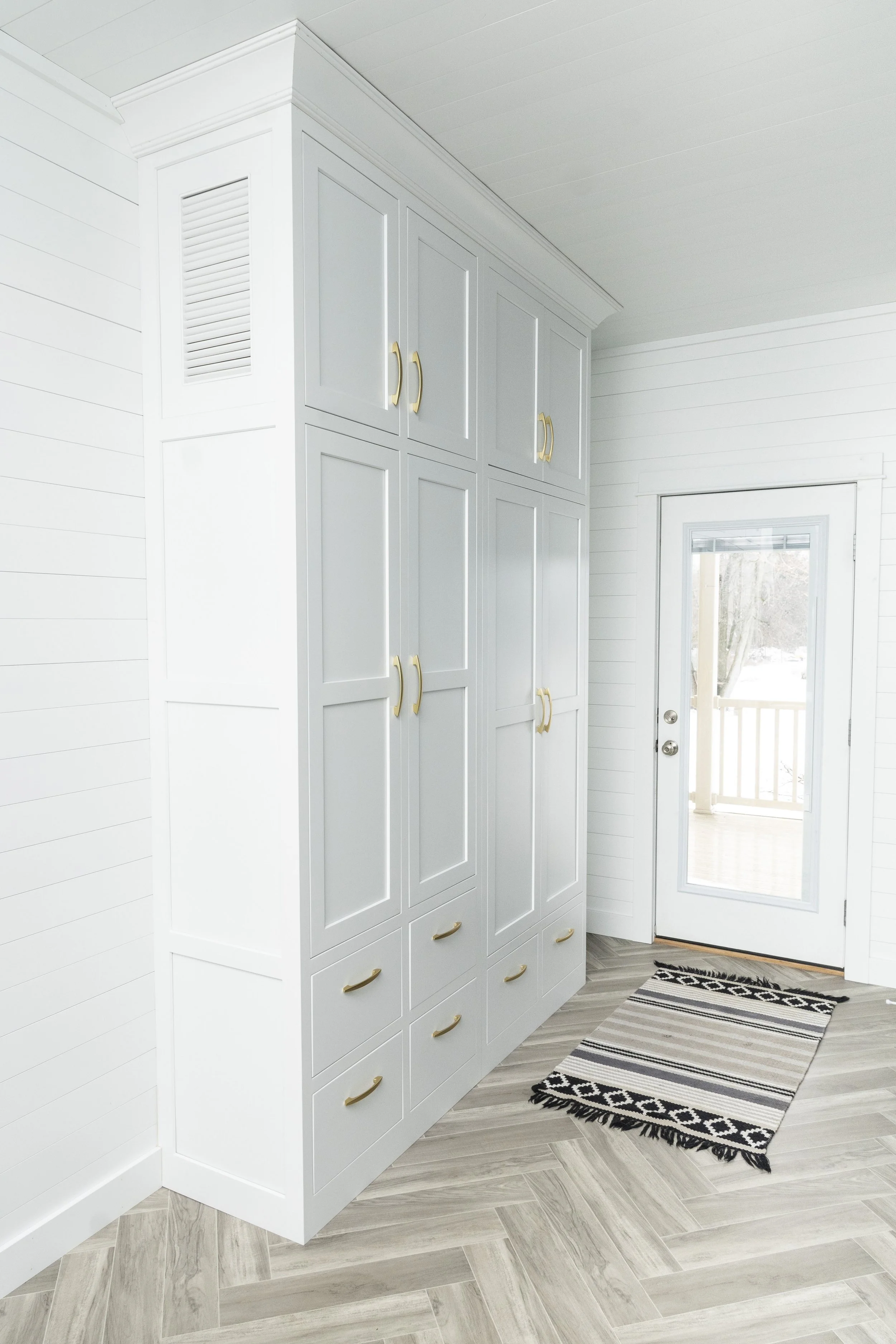 Mudroom_Hard Maple, White (9377).jpg
