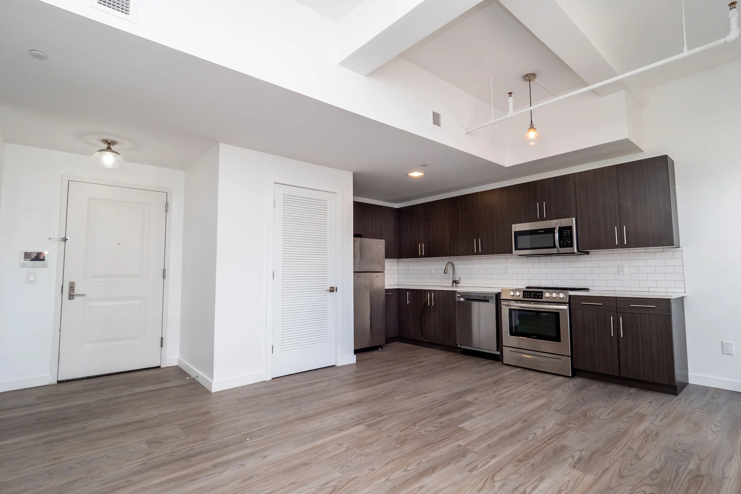 BSG_The Roxy_Unit 105-2.jpg