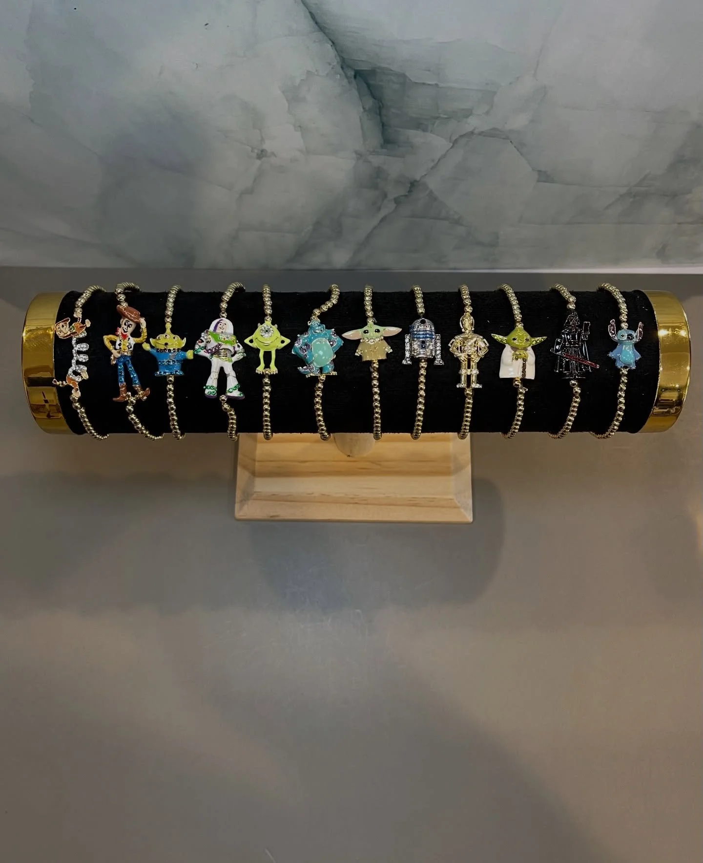 🎄Welcome to my Destiny&rsquo;s Call Christmas 2025 Holiday giveaway event! Giveaway will be your choice of one of these awesome fandom jewelry bracelets🎄

Rules is as follows, make sure to follow all steps:
- You can tag UP TO 10 people (max) for 1