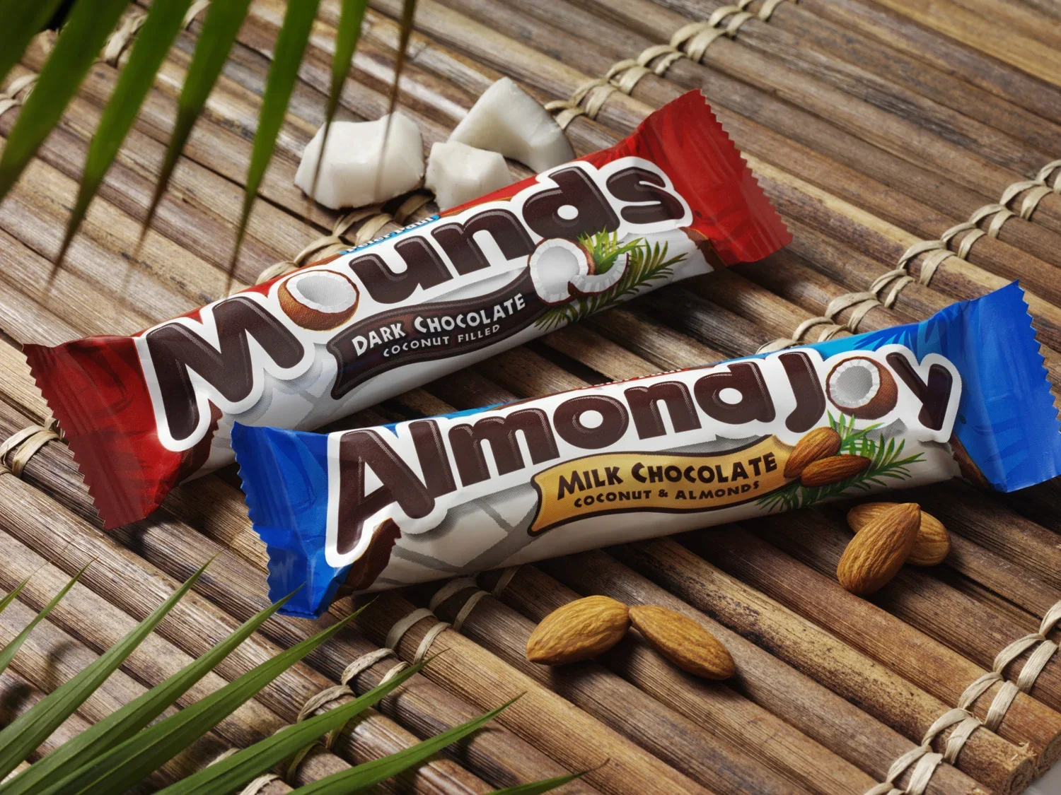 ALMOND JOY/MOUNDS

Hershey's learned through testing that there was a perception among their consumers that the Almond Joy and Mounds packaging was old, outdated and boring. The objective was to contemporize the brand and elevate its appetite appeal 