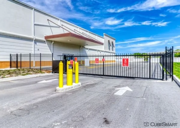 Self Storage in Vero Beach, FL — Local Options Compared