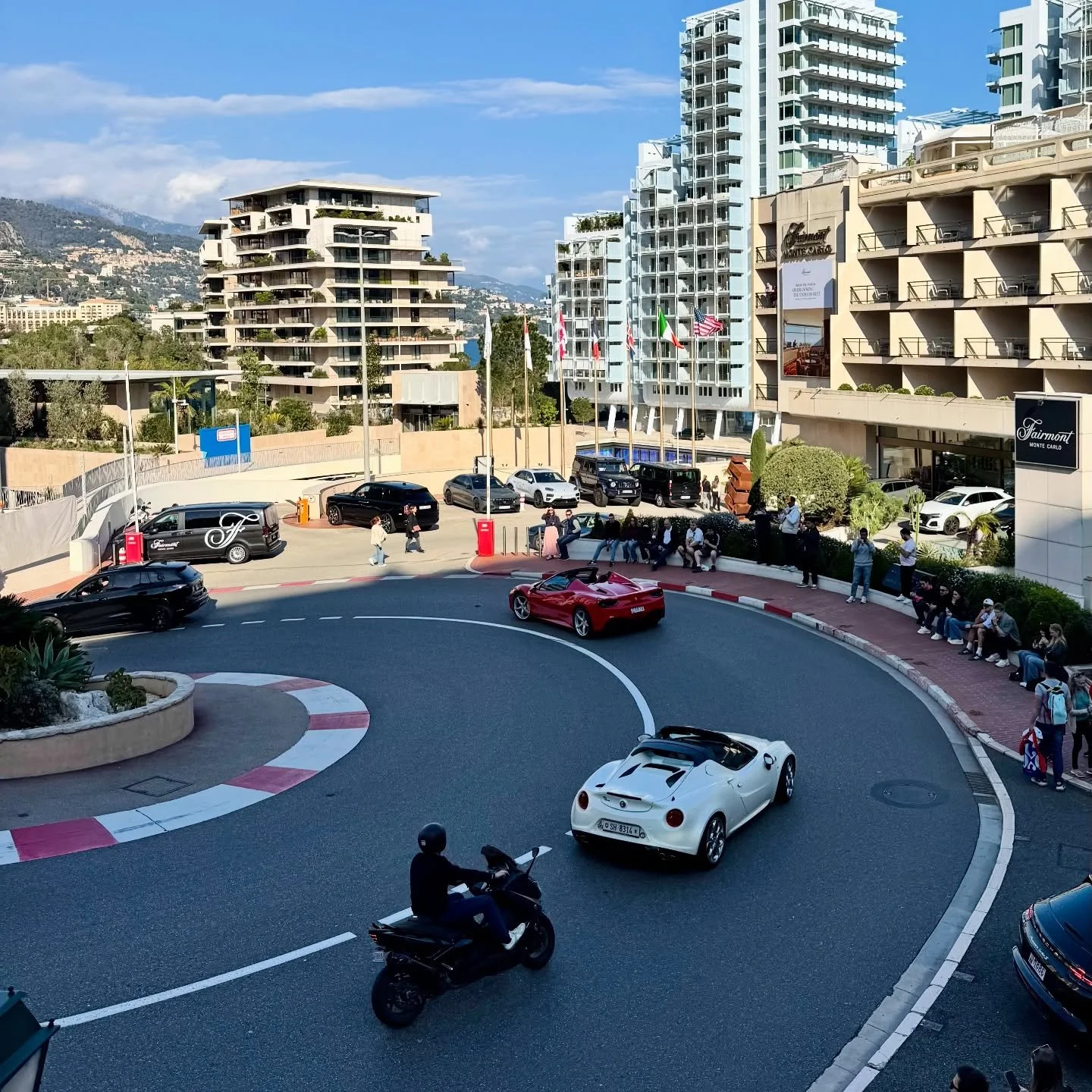 I thought an afternoon in Monaco would be fun, until I decided to walk down and back and the last photo says it all! 
Who knew you could get a stitch while walking down hill, which meant I almost had a heart attack climbing back up again! 🤦&zwj;♀️ 
