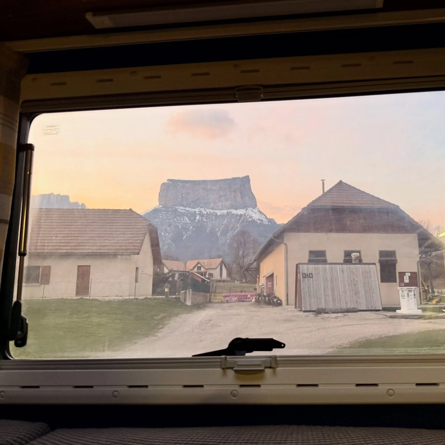 I&rsquo;m definitely going to miss views like this when I am back in the UK! 
Parked in a tiny French Aire with views of Mont Aiguille through my living room window! 😍

#montaiguille #exploringfrance #roadtripfrance #motorhomeadventures #roadtripeur
