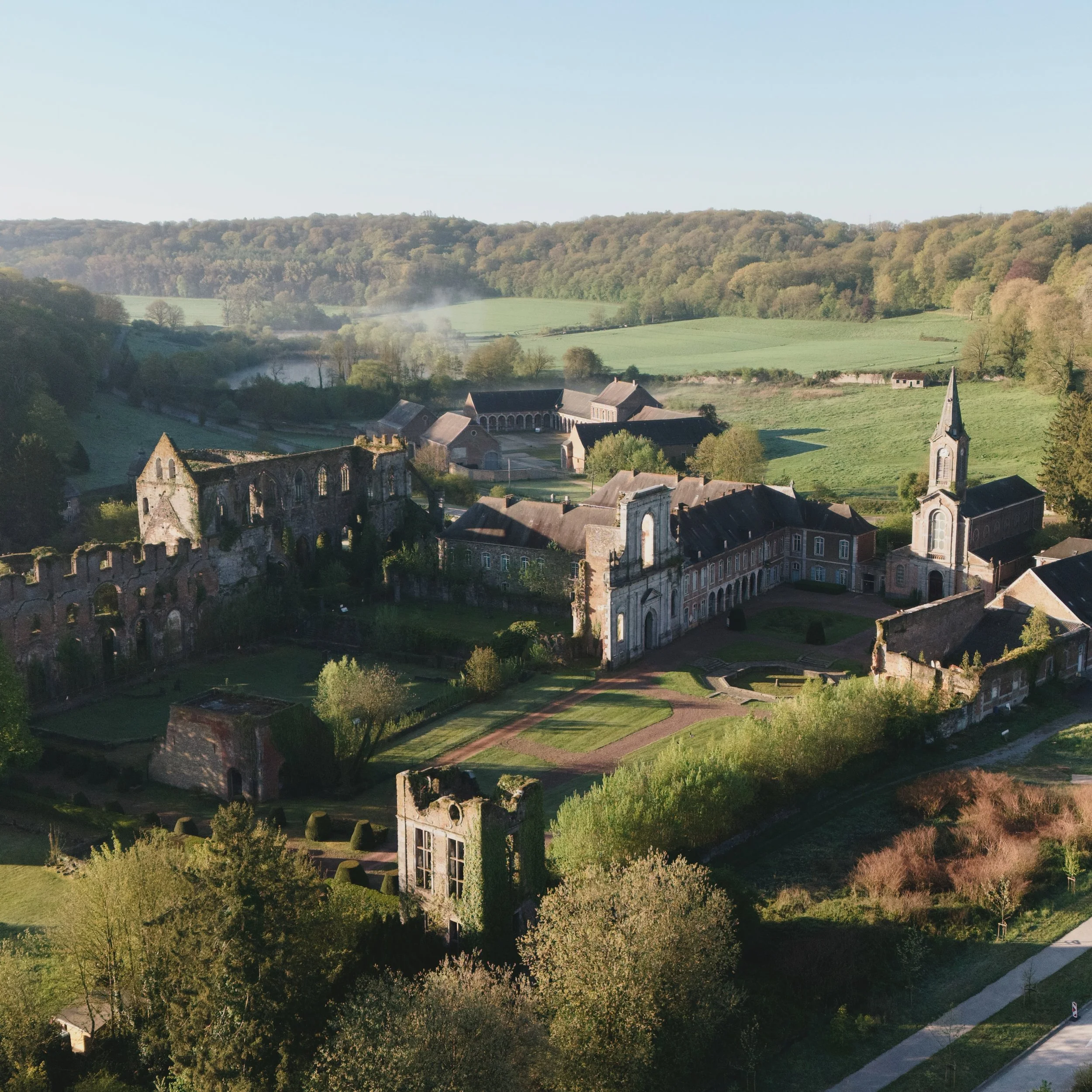 To make a change from Castles, I visited a 7th century Abbey in Belgium that was left in ruins after the French Revolution and is now an open air historic site. 

You can see in the last photos how close I was able to park and stay overnight, and it&