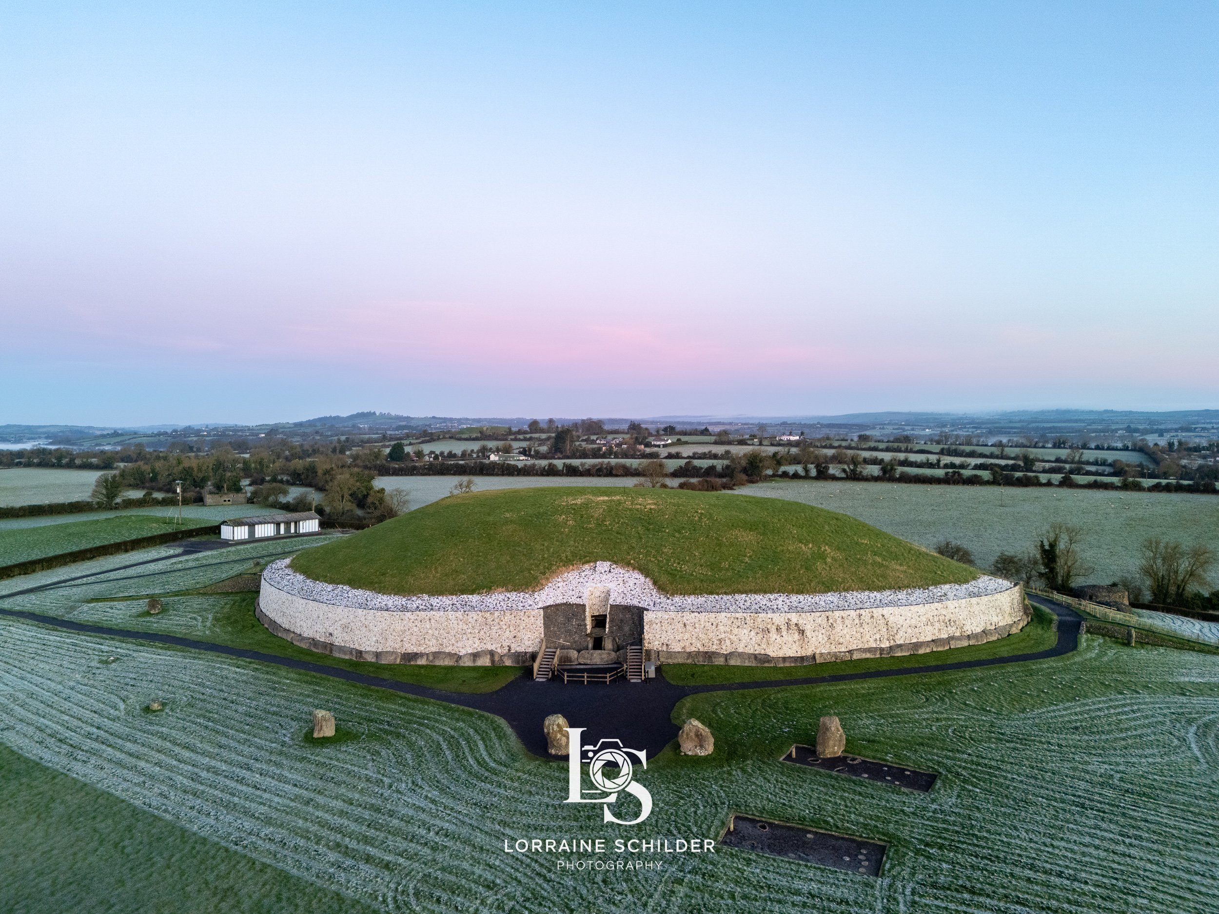 newgrange pink.jpg