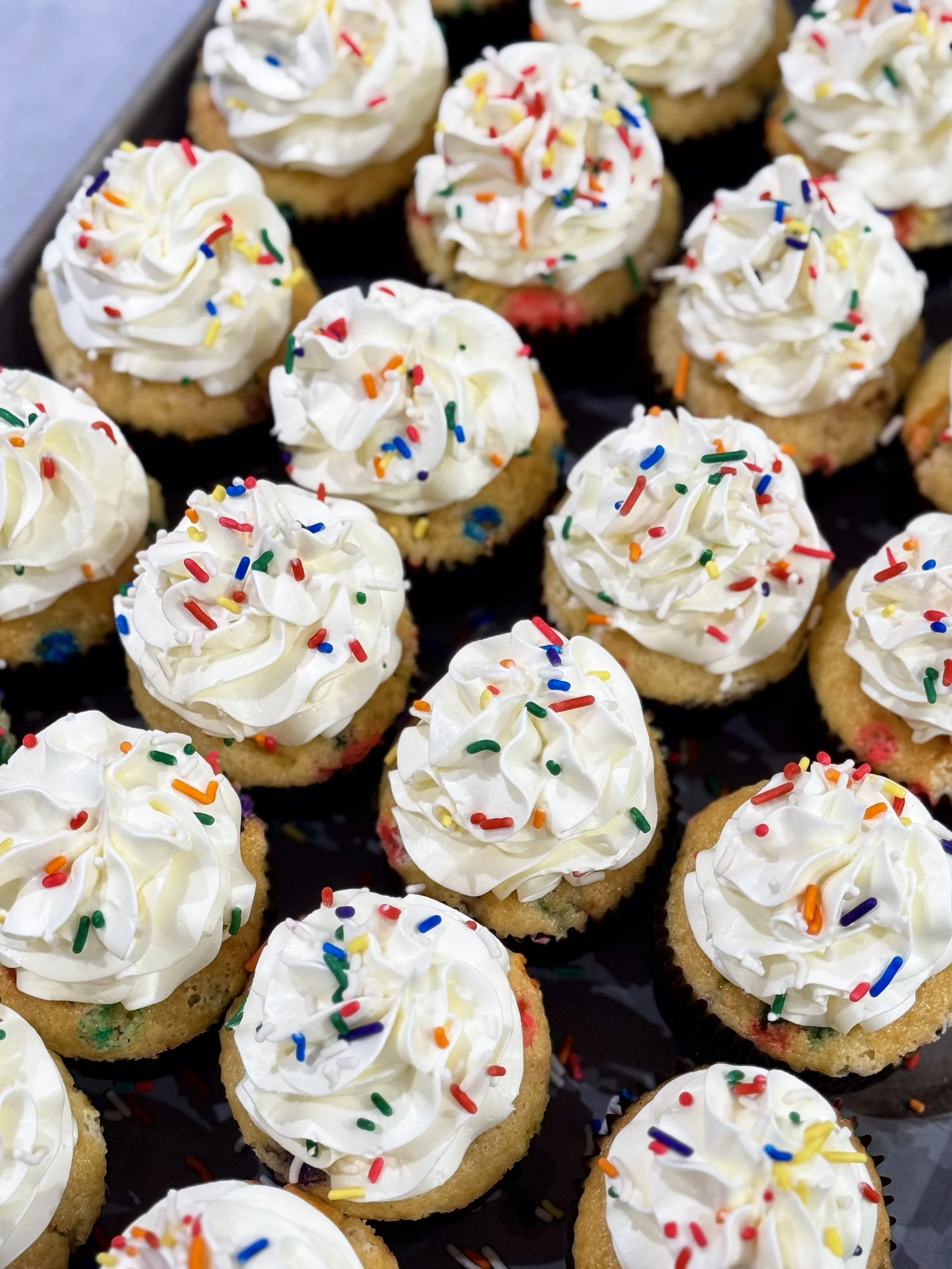Vanilla Sprinkle Cupcakes