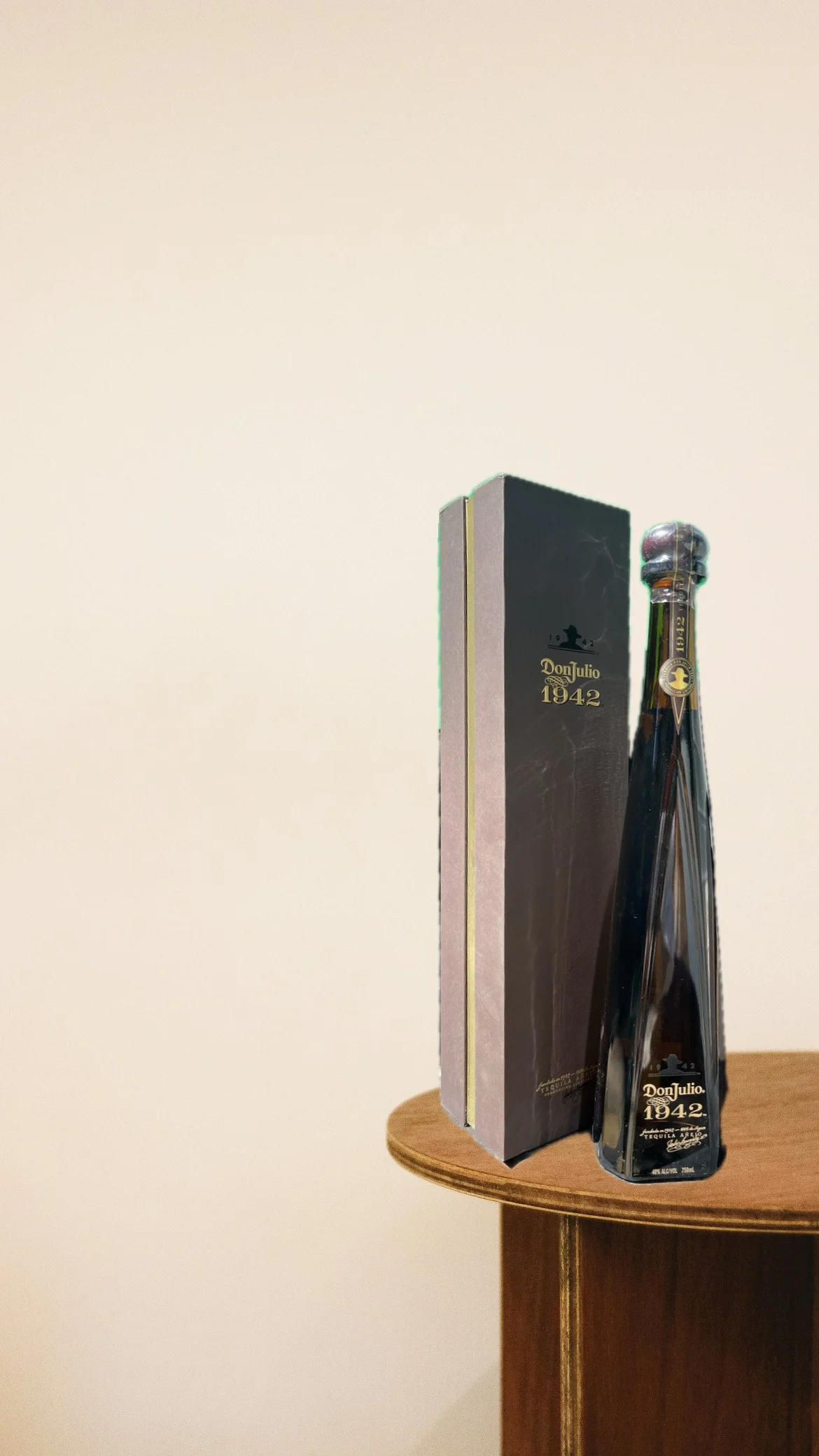 DonJulio1942.JPG