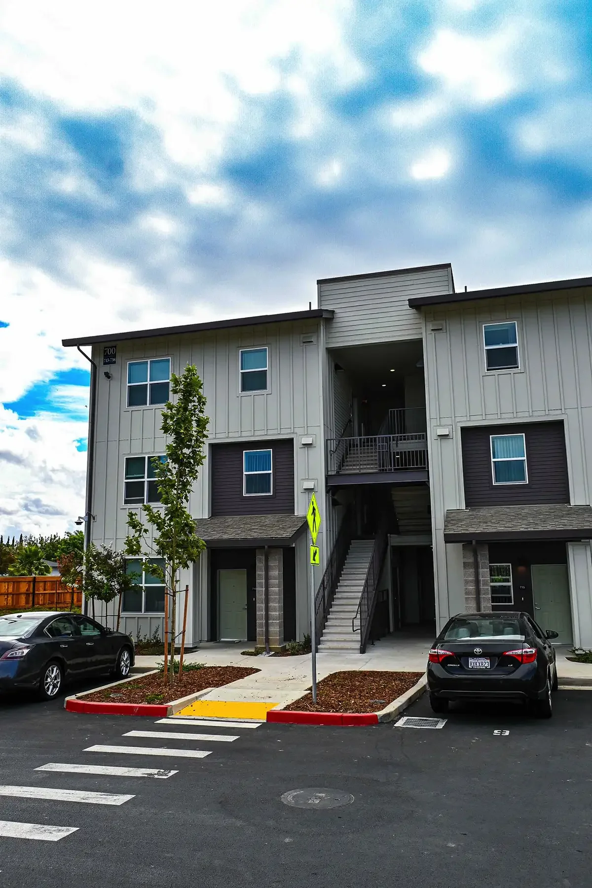 fair haven commons from parking lot