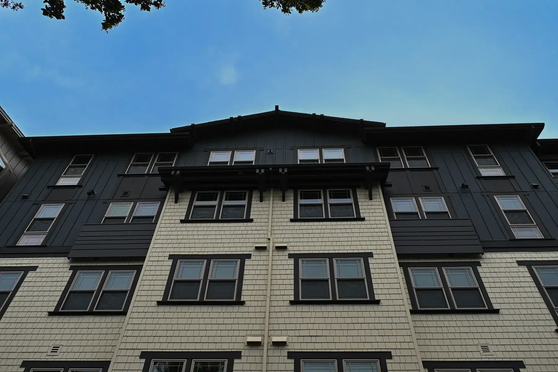 middle plaza exterior detail looking up
