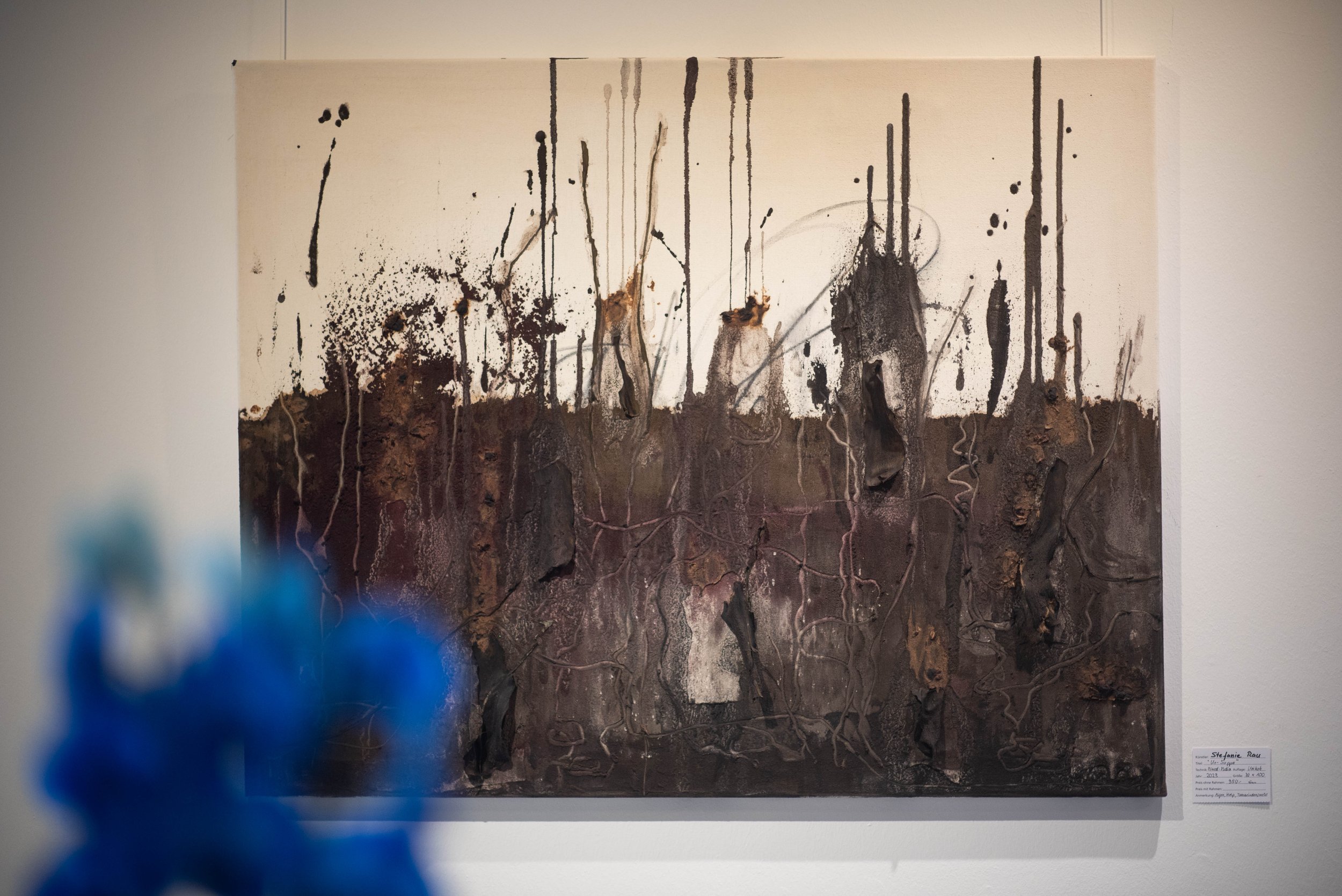 Ursuppe / 80 x 100 cm Leinwand / Eisenoxid / Algen- und Kelpblätter / Tamarindenmarmelade / Raumwirkung