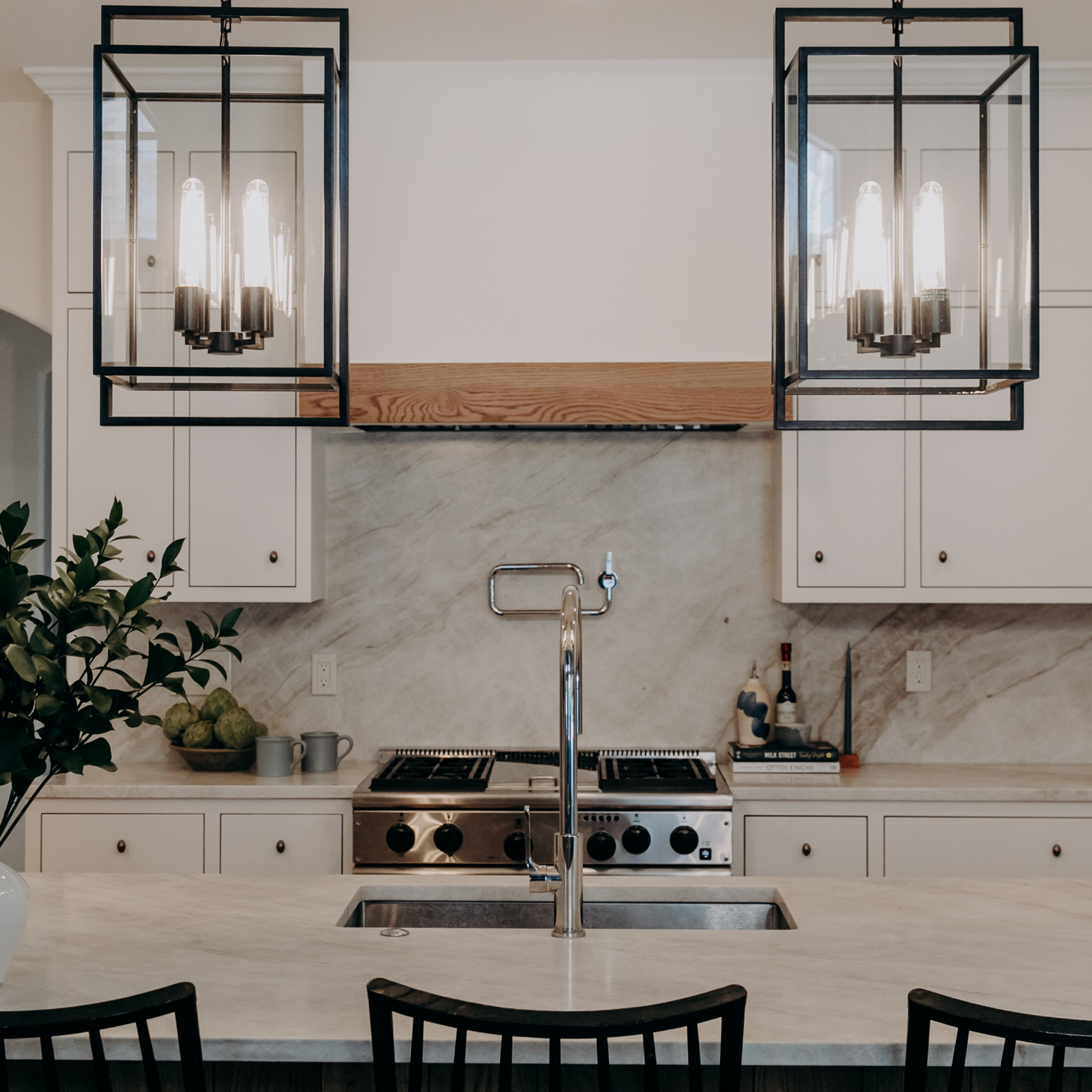 Charleston interior designer for custom kitchen project. 