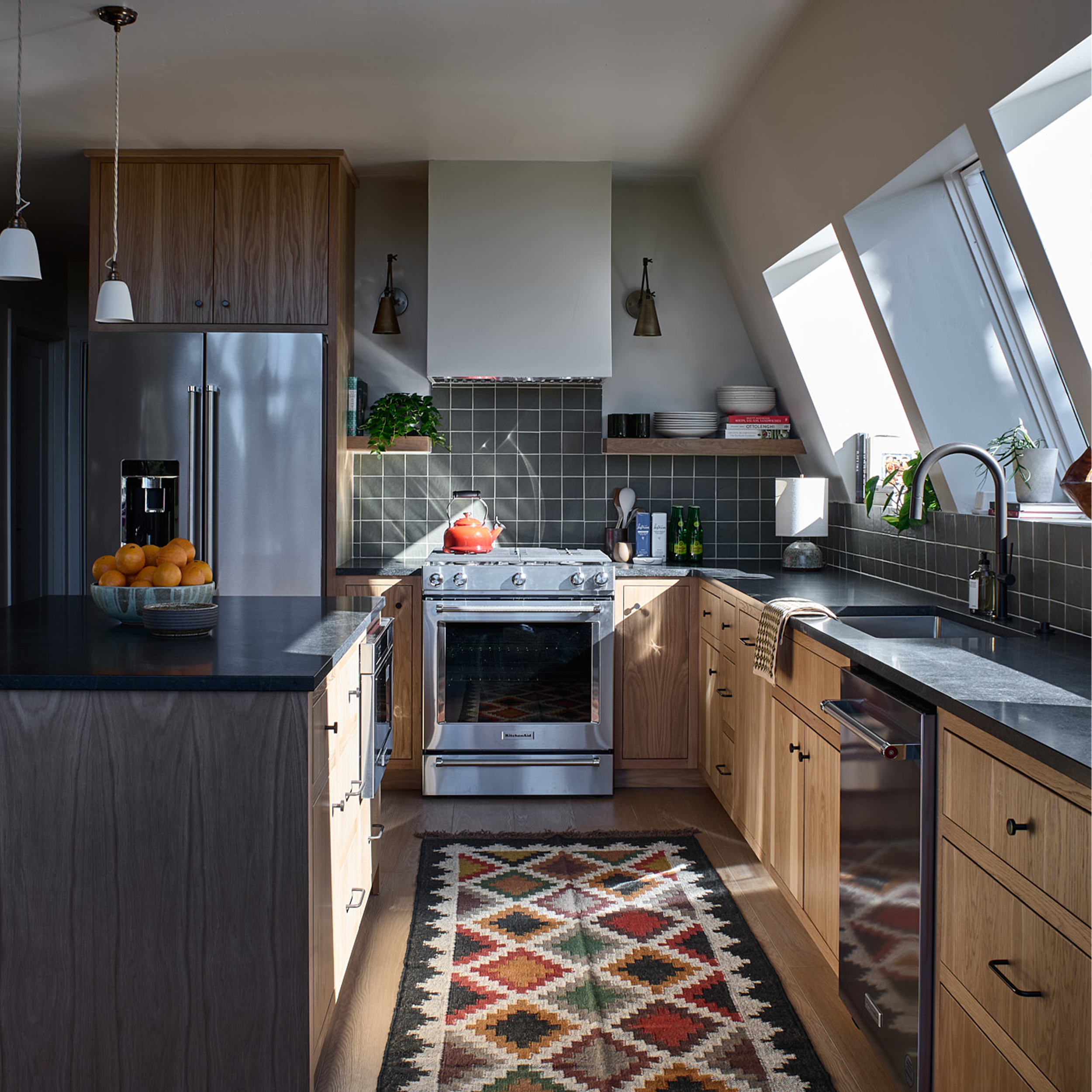 Custom build cabin designed by Charleston Interior Designer. High end interior design for short term rental interior design. Custom kitchen design with custom cabinets. 