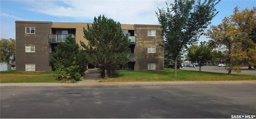 Cozy 784 Sqft. 2-bedroom, 1-bath apartment at 929 Northumberland AVENUE #104 Saskatoon, SK S7L 3W8