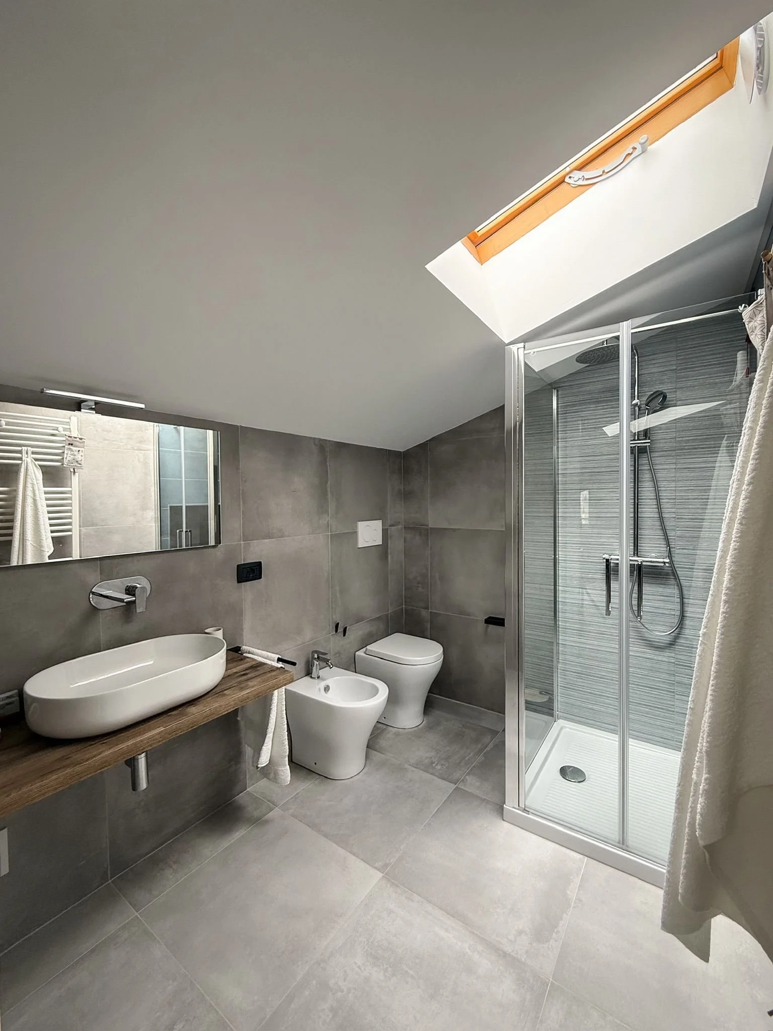 WhatsApp Image 2026-03-19 at 17.34.08.jpeg