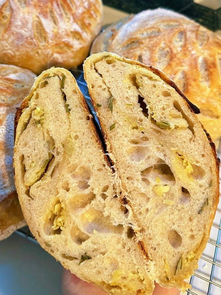 garlic romesary sourdough.jpg