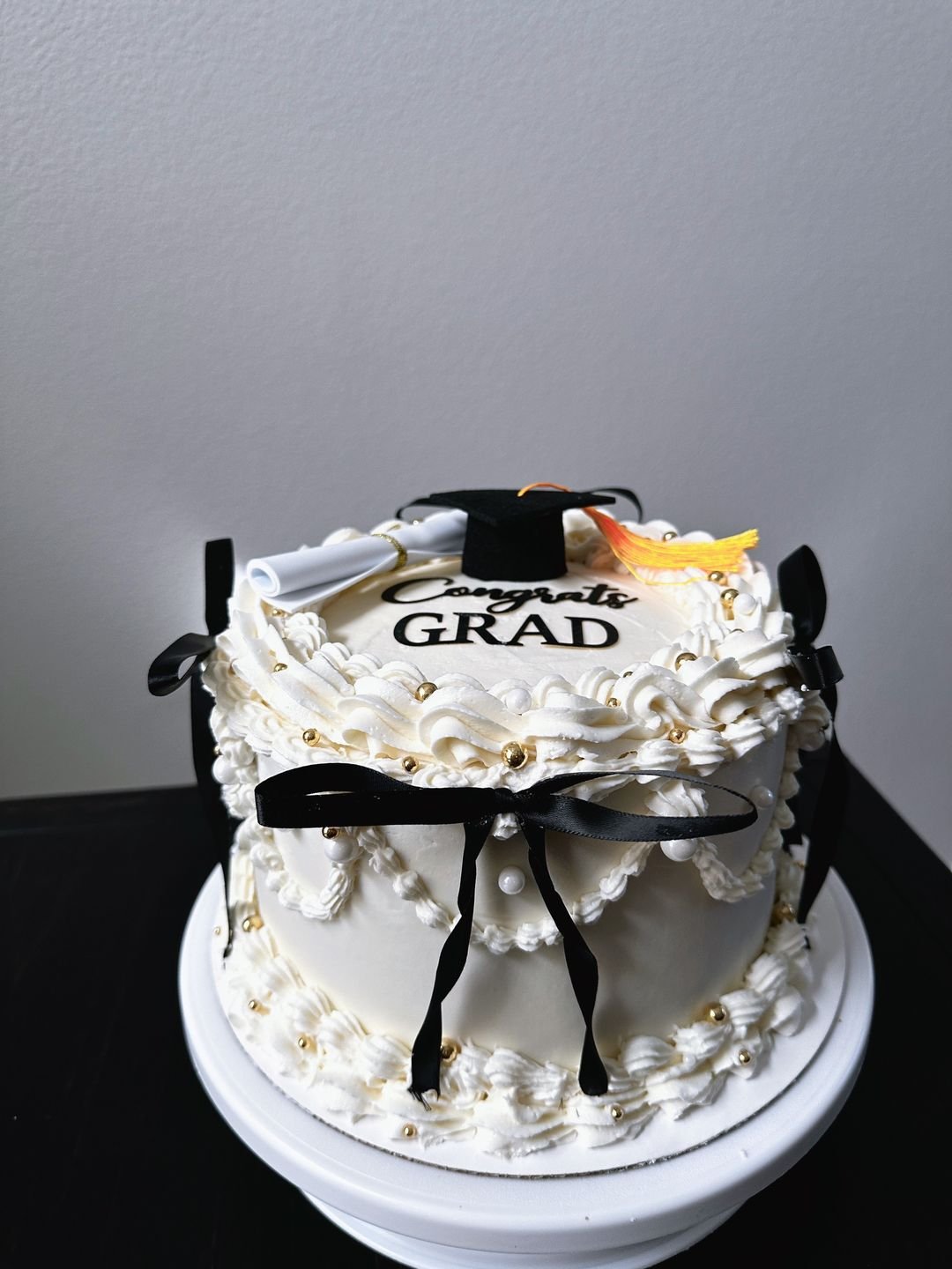 graduation cake 2.WEBP