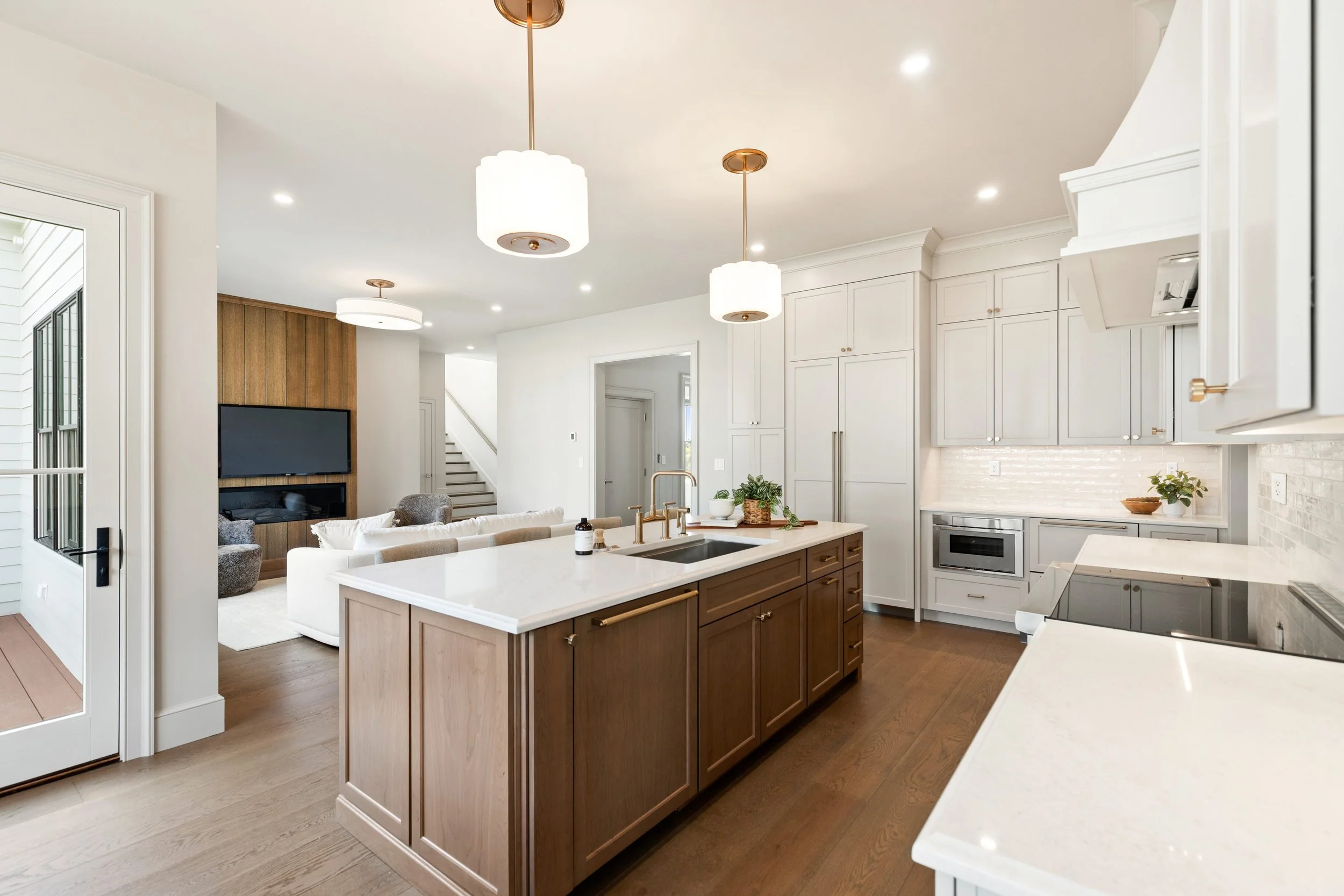 8 CC Kitchen 4.jpg