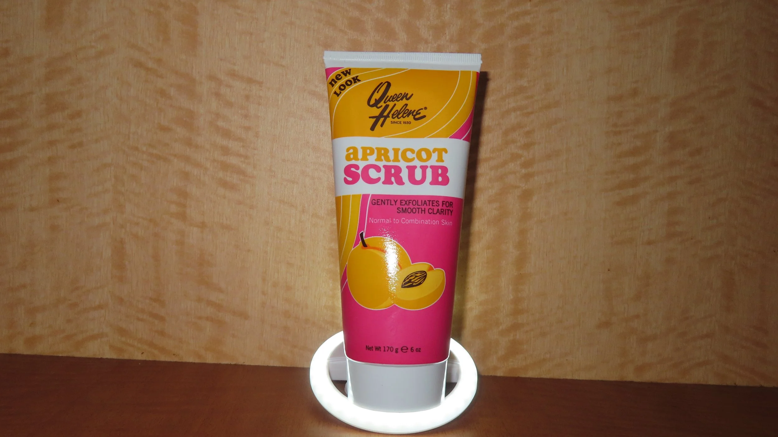 'Queen Helene' Apricot Scrub