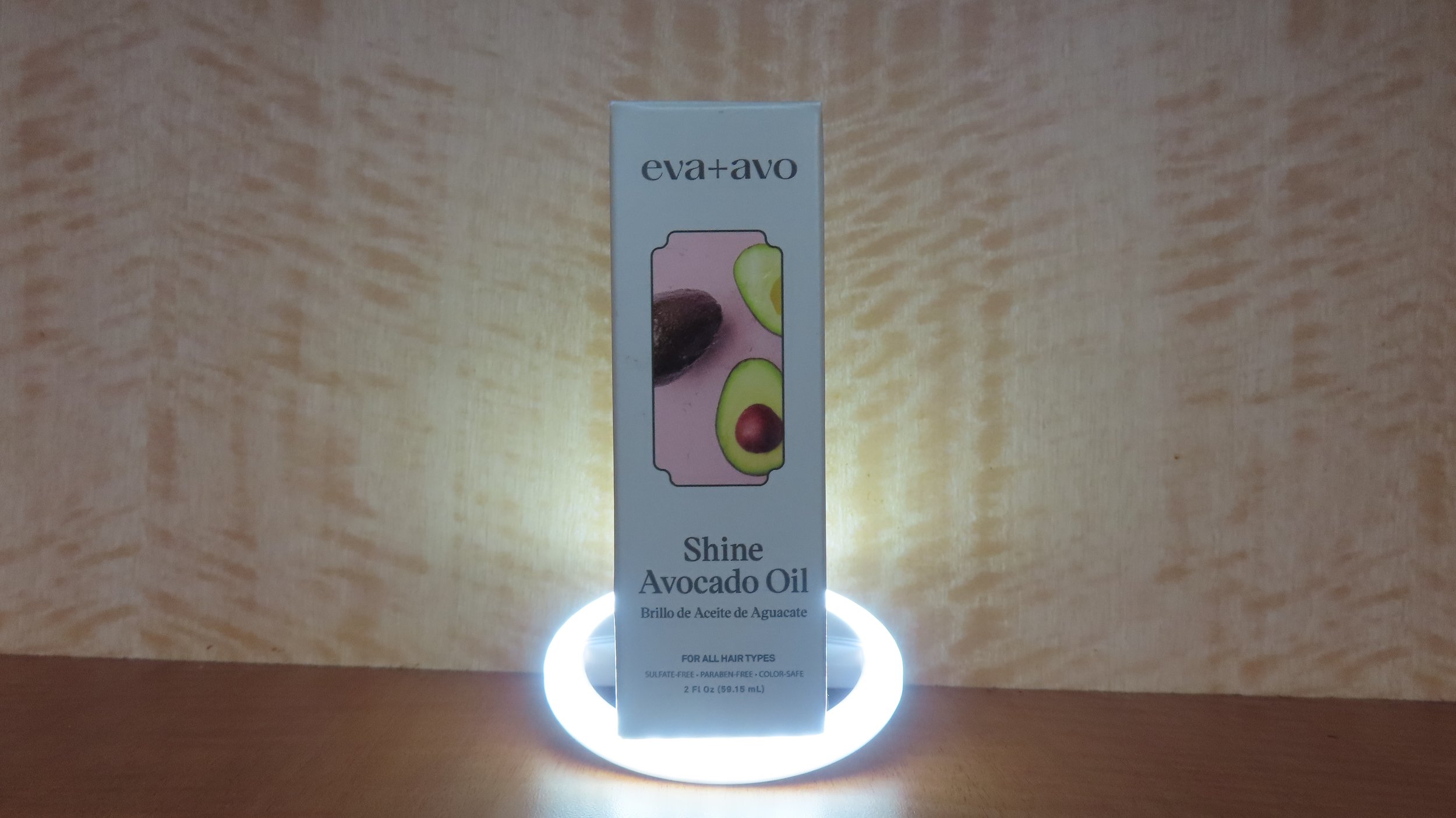 'Eva + Avo' Shine