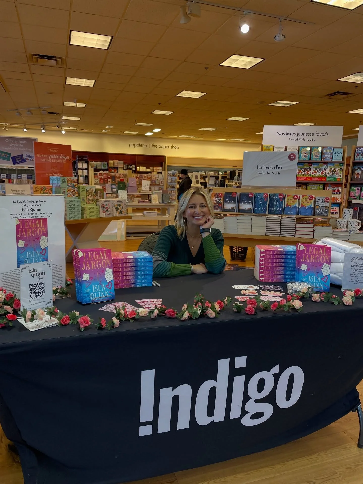 💐What a day!! THANK YOU to all the lovely people who came out today! You made my first signing event as a debut author one to remember. 

Can&rsquo;t wait to see you at the next one!

Xoxoxo

#romcombooks #authorsigning #canadianauthor #indieauthors