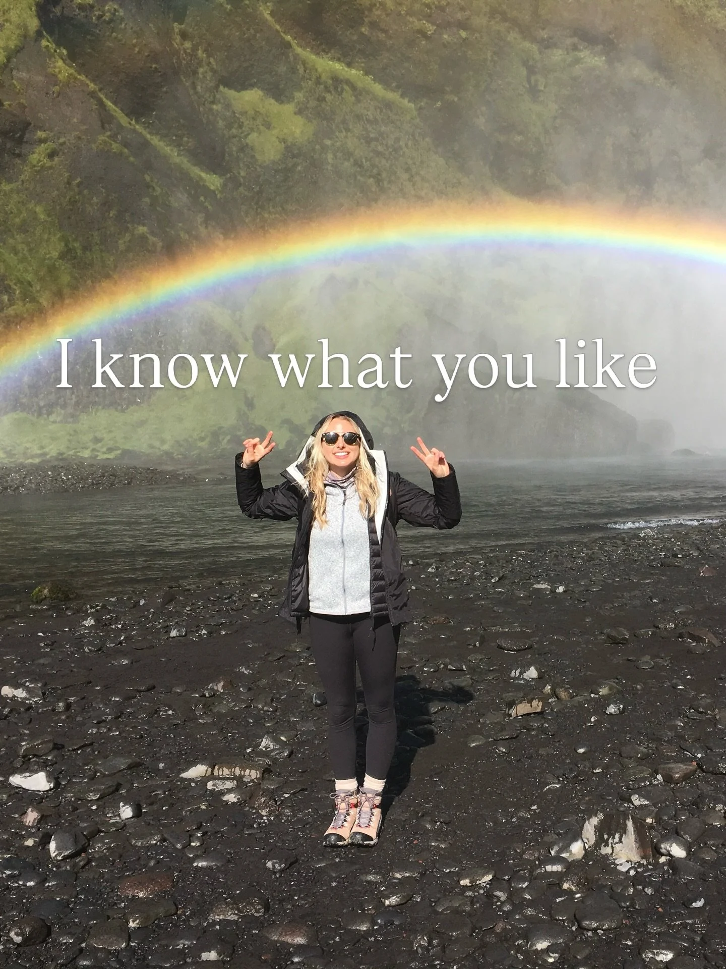 ☀️I KNOW WHAT YOU LIKE☀️ im loving this cute trend (better late than never?!) 🤷&zwj;♀️ Do we have anything in common? 

#booksta #readingtime #readmorebooks #romancereads